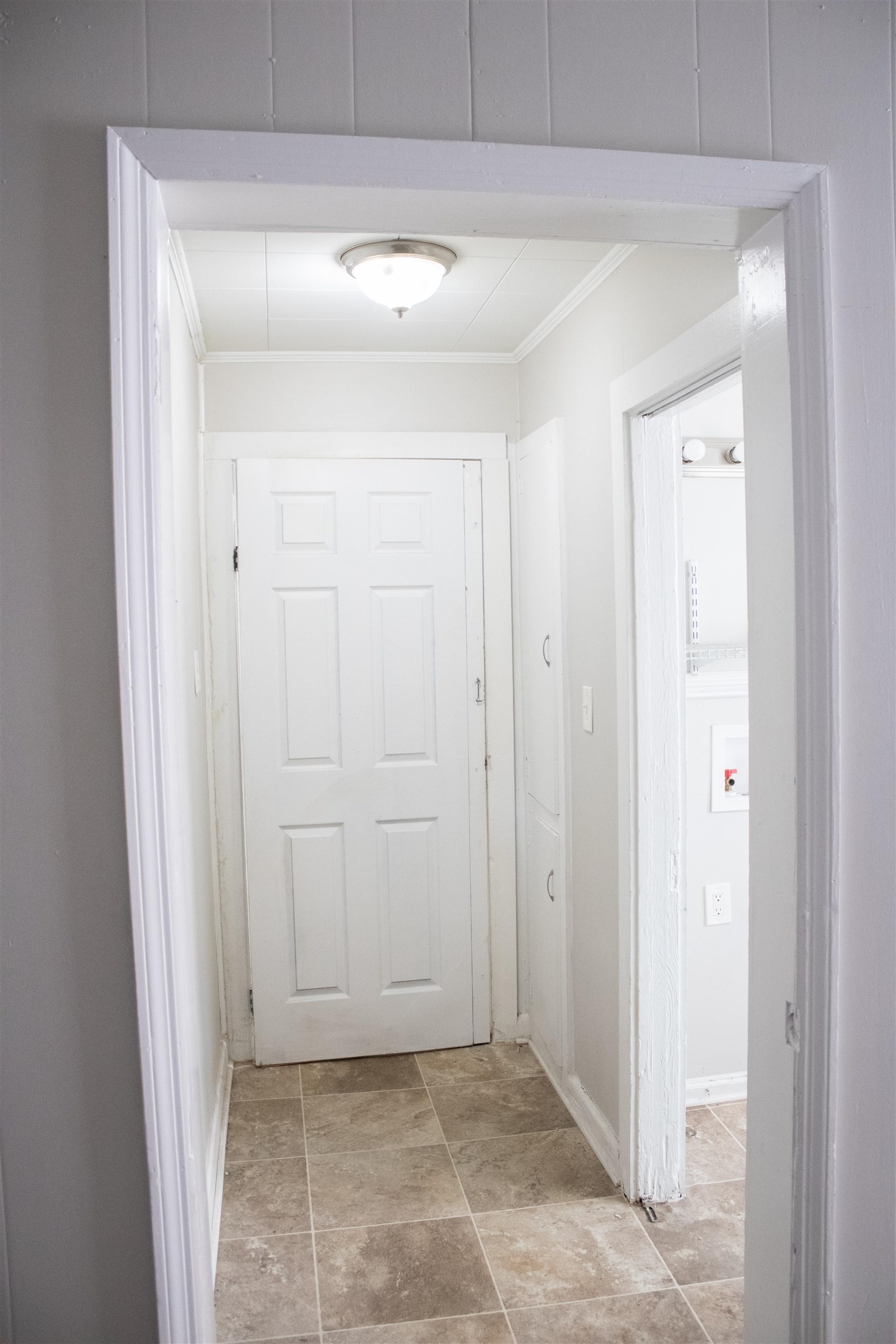 409 Elm St Property Photo 6