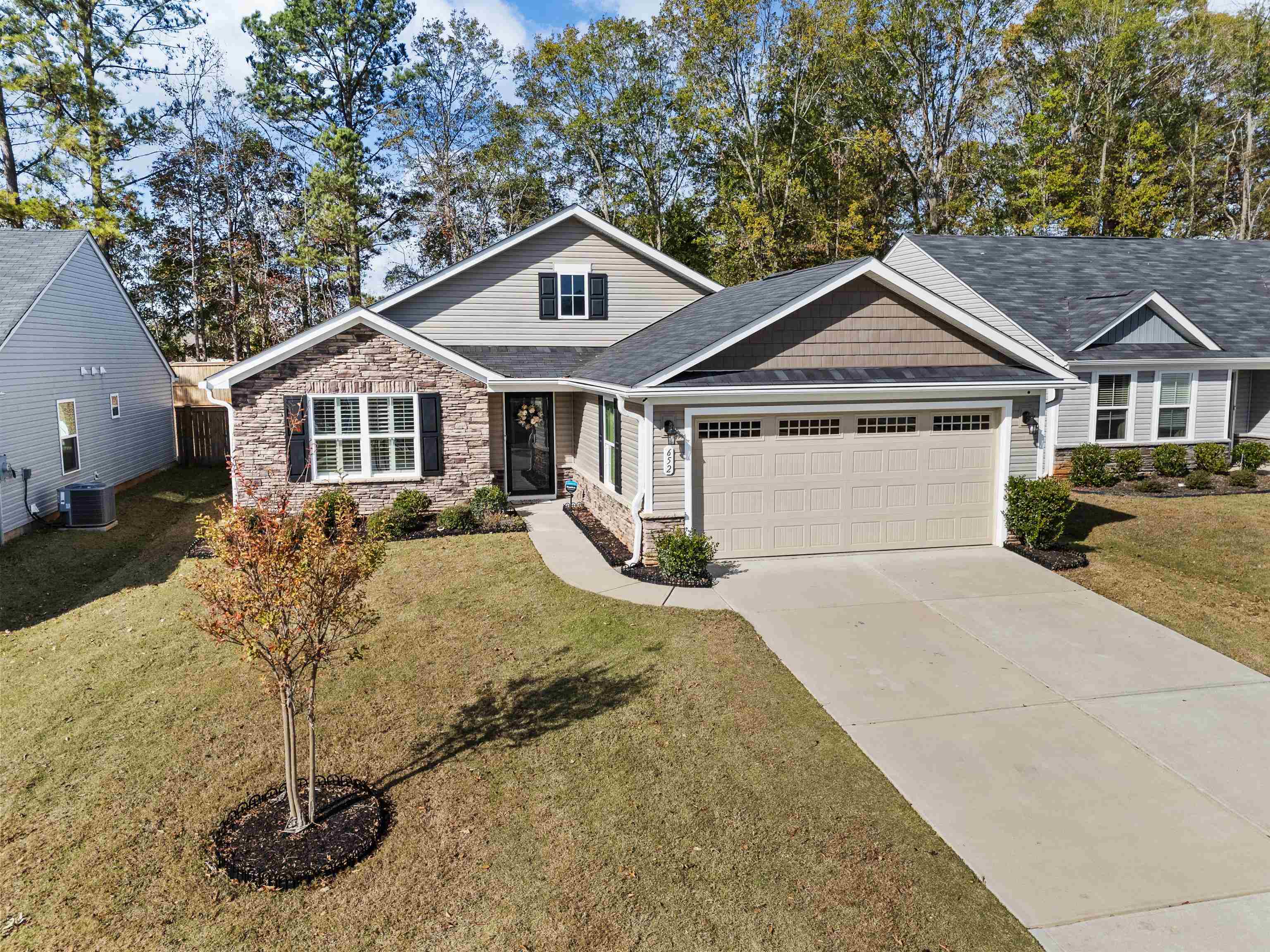 652 Hardwood Drive Property Photo
