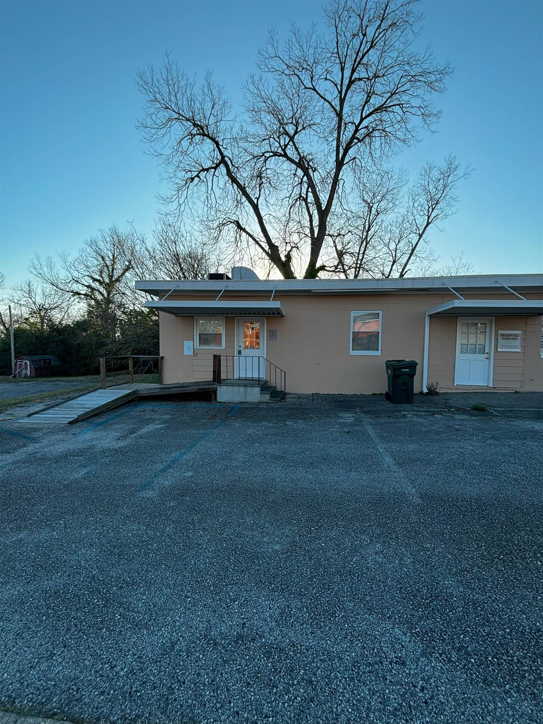 321323 Property Photo