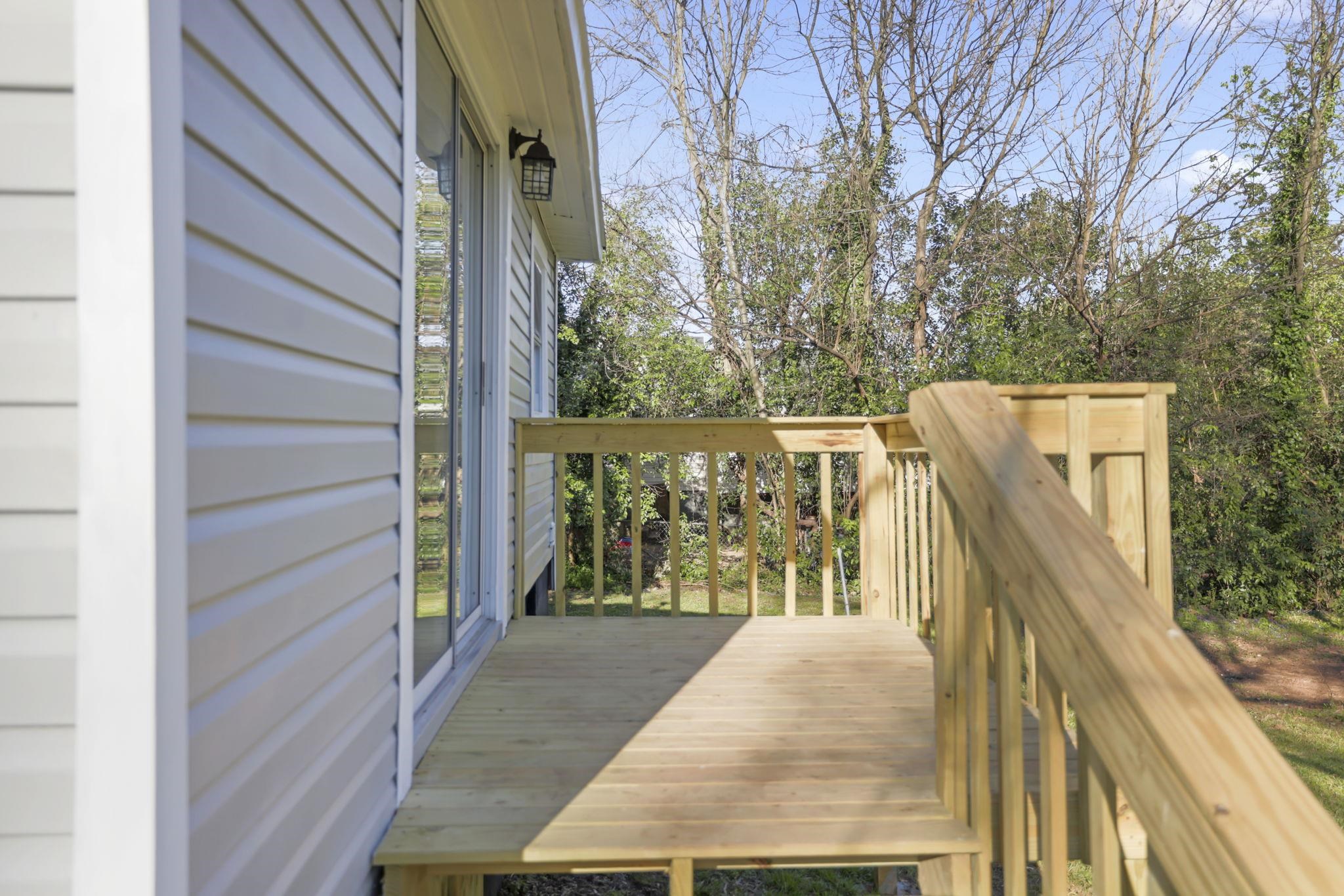 222 Poplar Street Property Photo 27