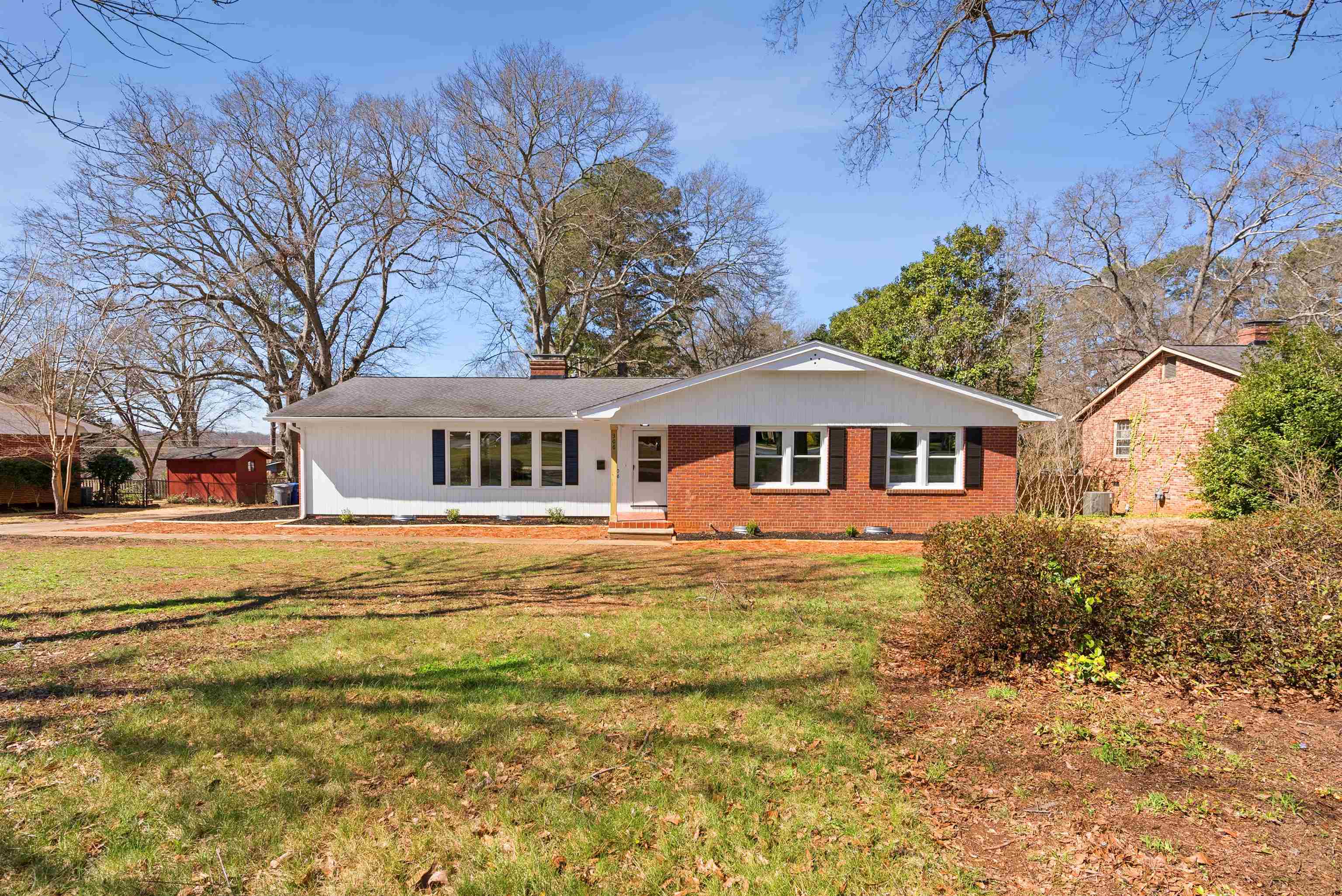 306 Fernwood Drive Property Photo 1