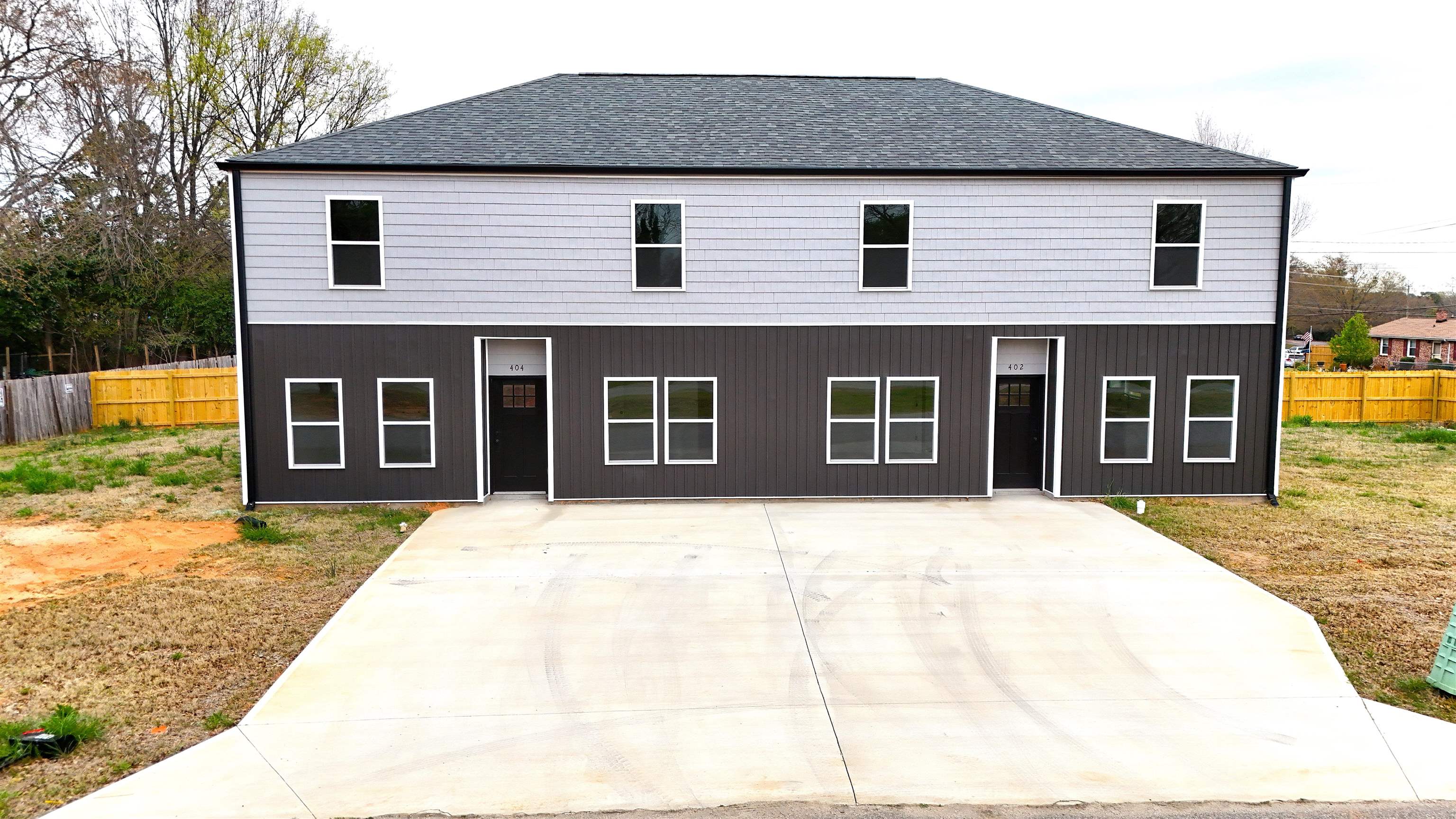 321533 Property Photo 1