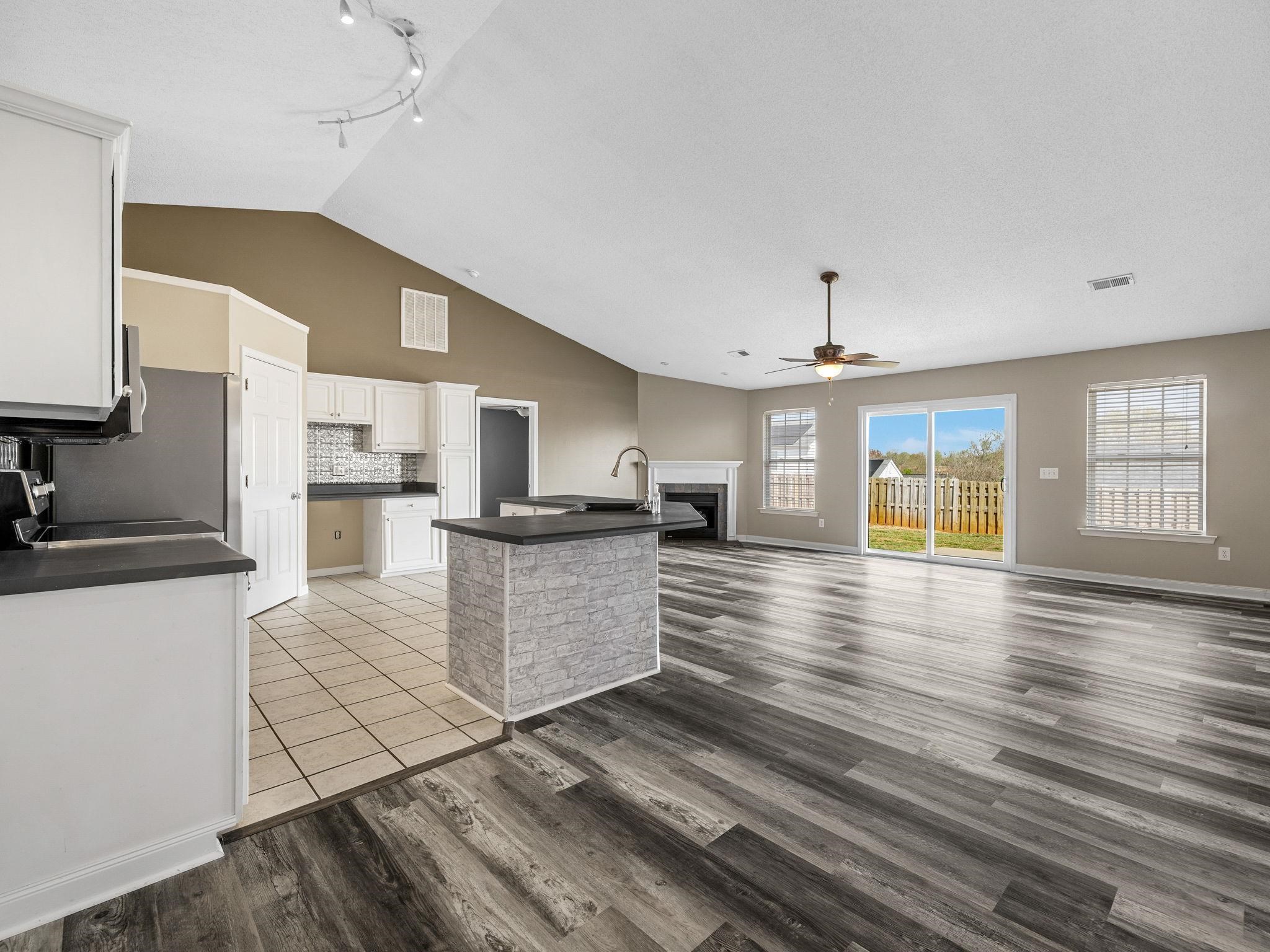 461 Candleglow Drive Property Photo 16