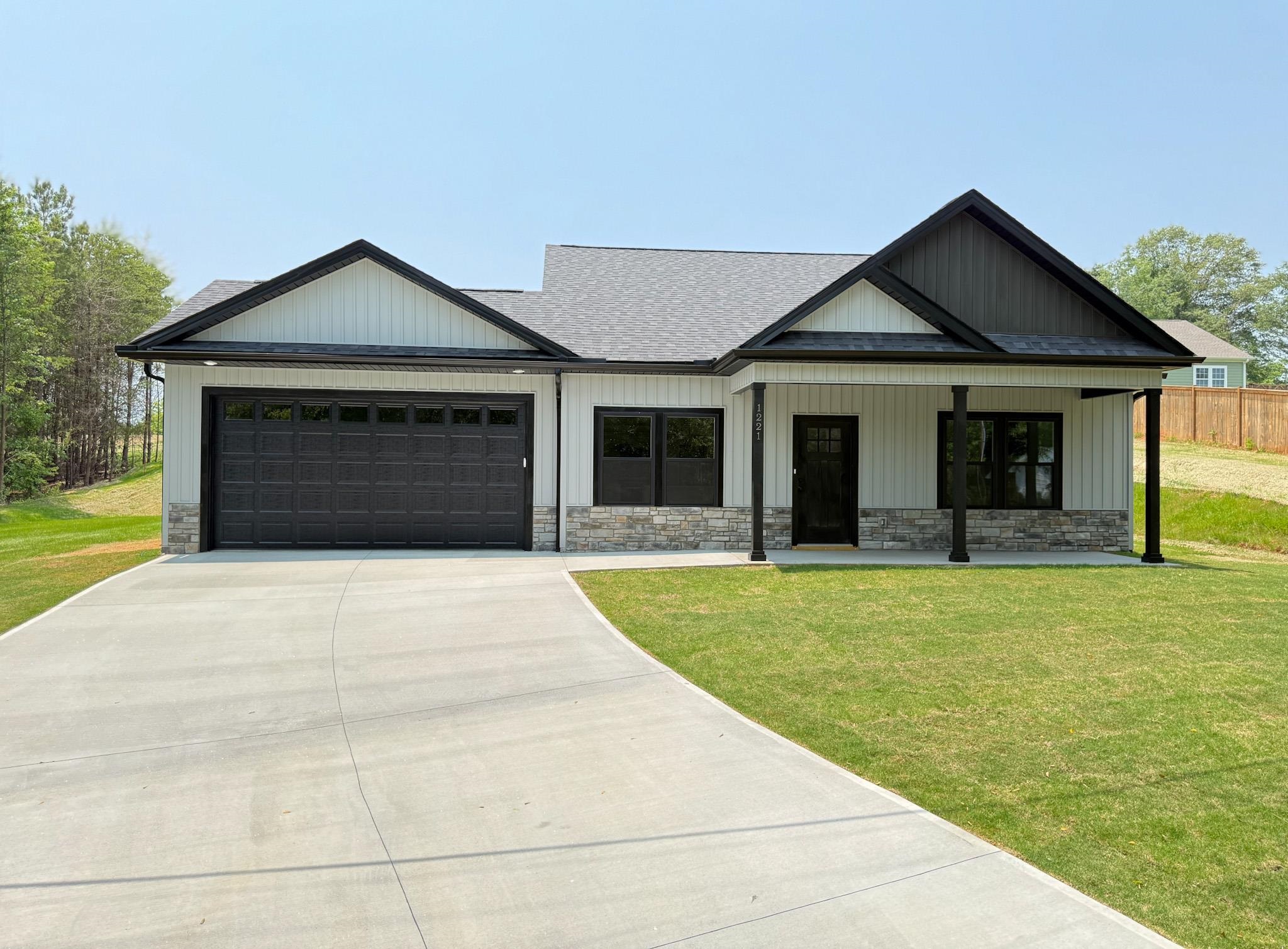 1221 Humphries Road Property Photo 1