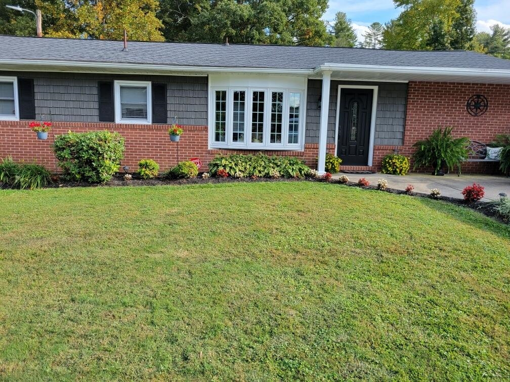 78 N Pinecrest Lane Property Photo