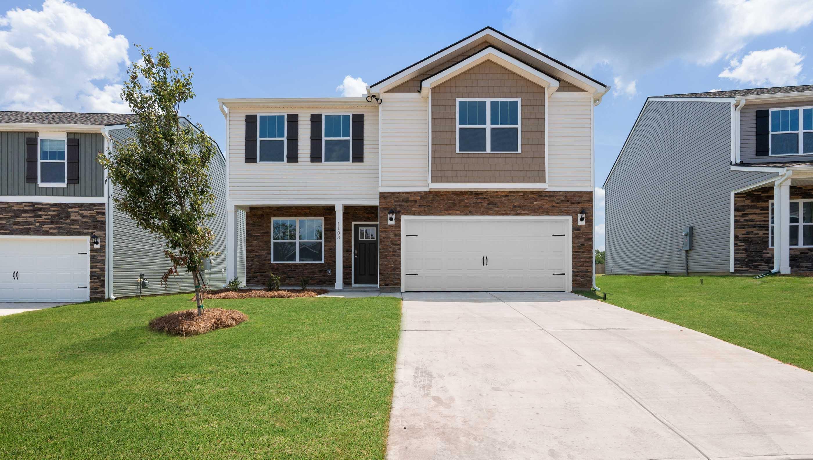 1103 White Willow Drive Property Photo 1
