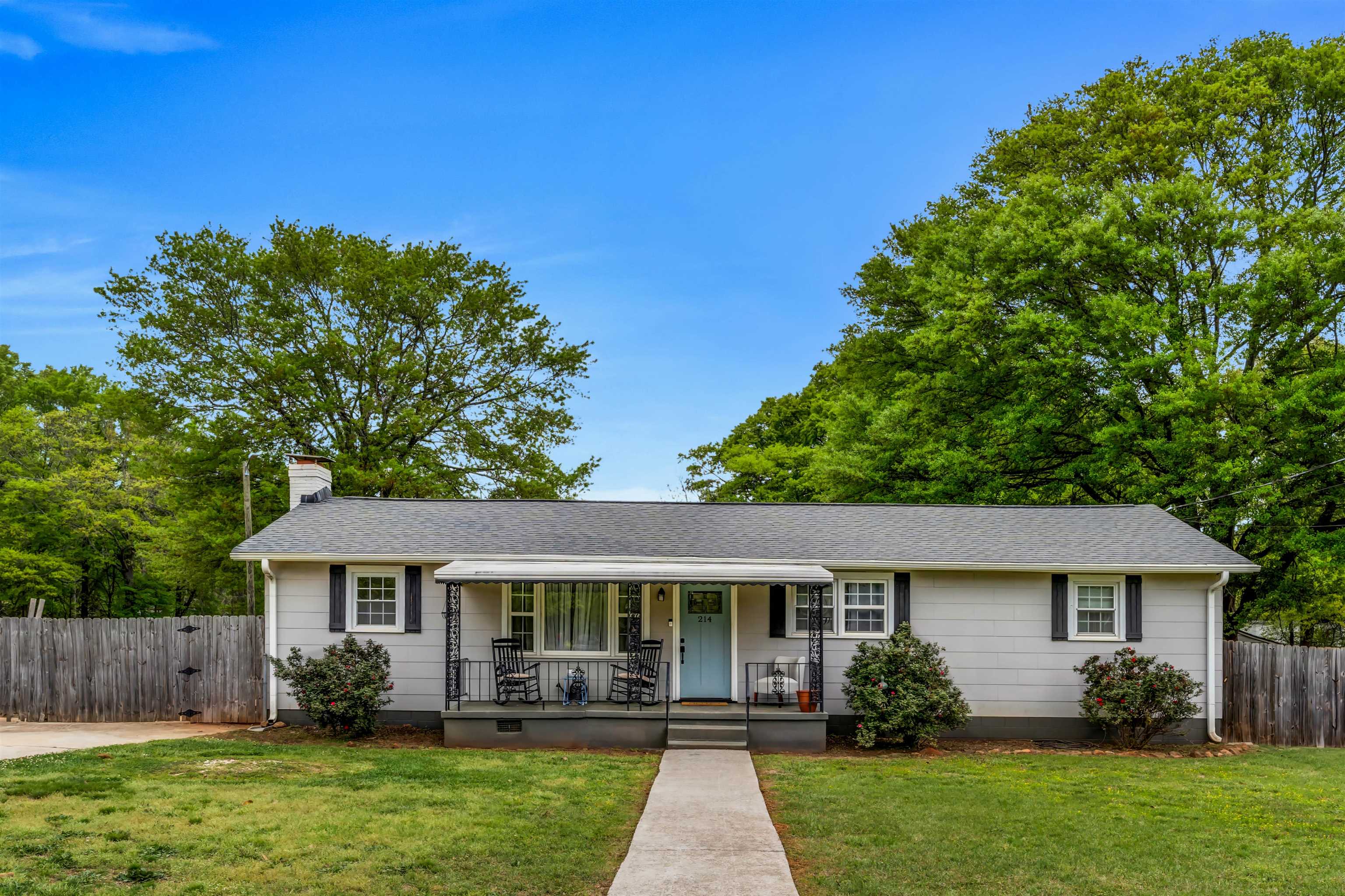 214 West Road Property Photo