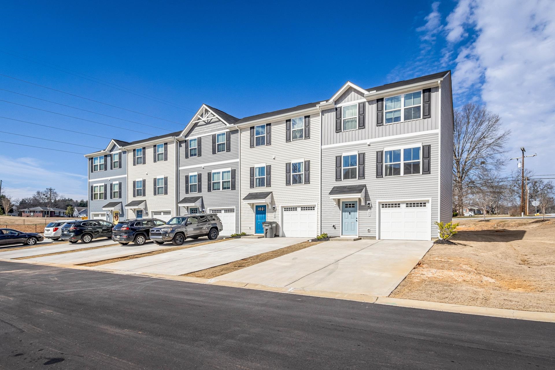 102 Verdant Leaf Way Property Photo