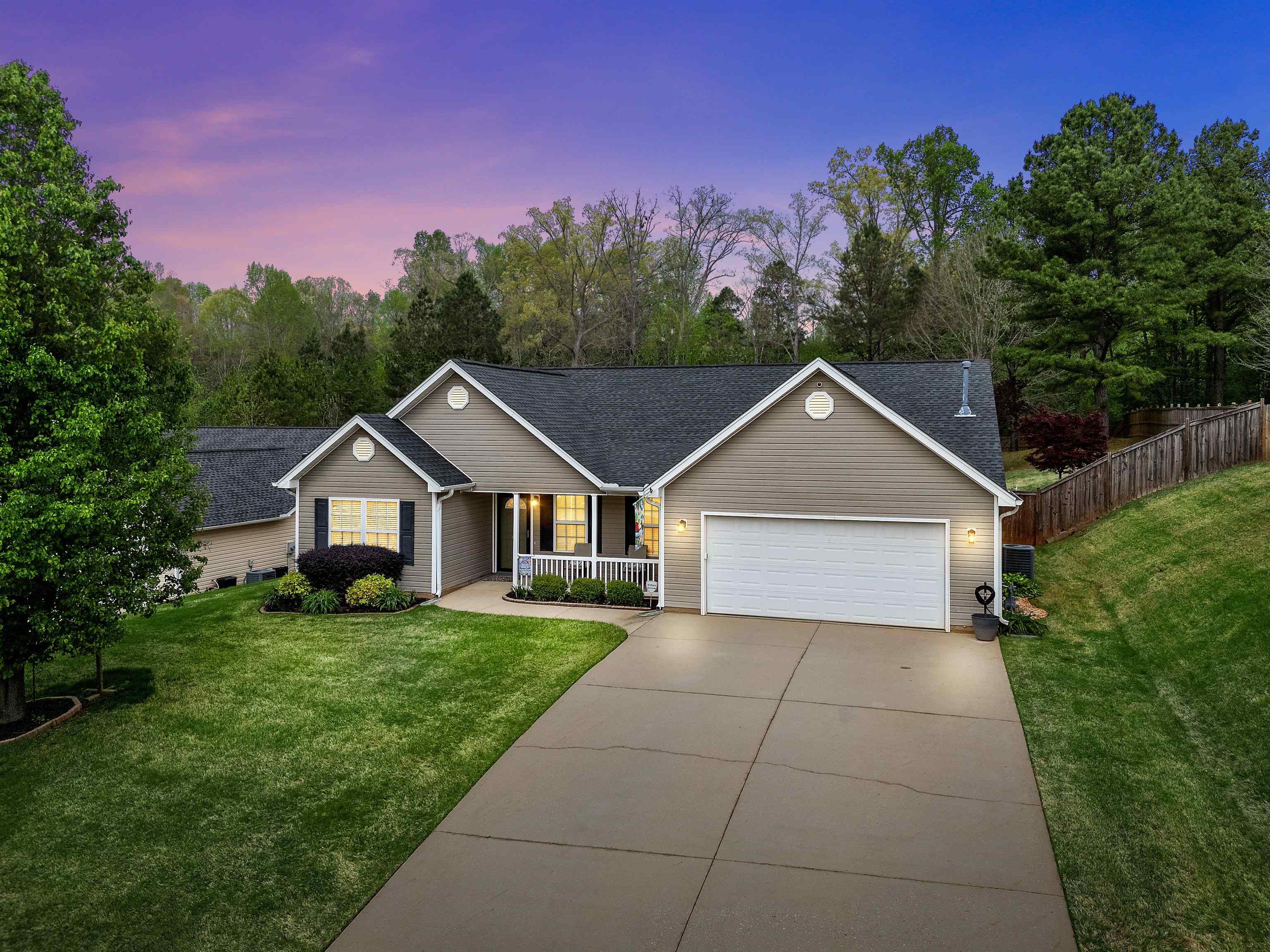 Autumn Hills Real Estate Listings Main Image