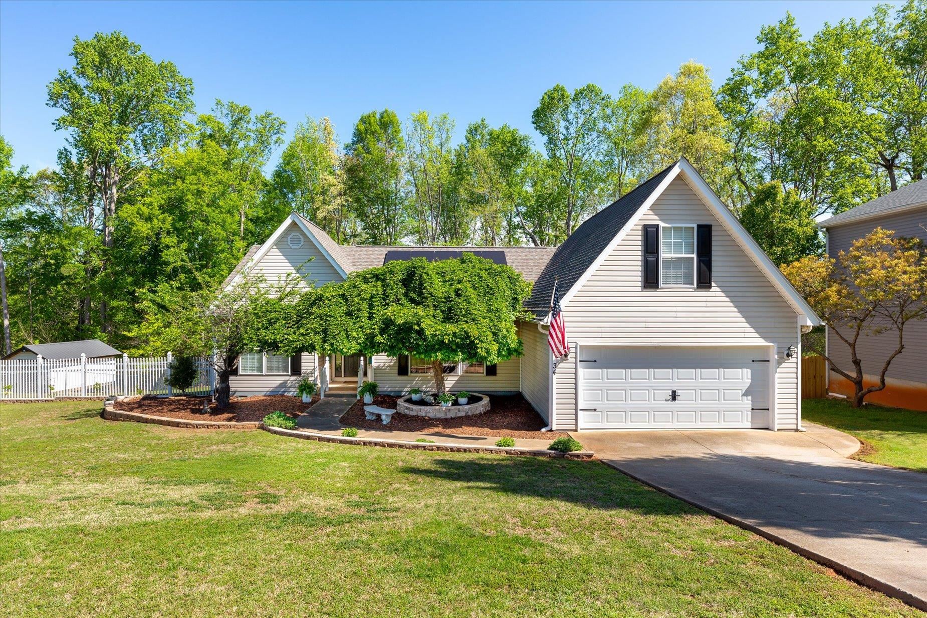 34 Lee Street Property Photo