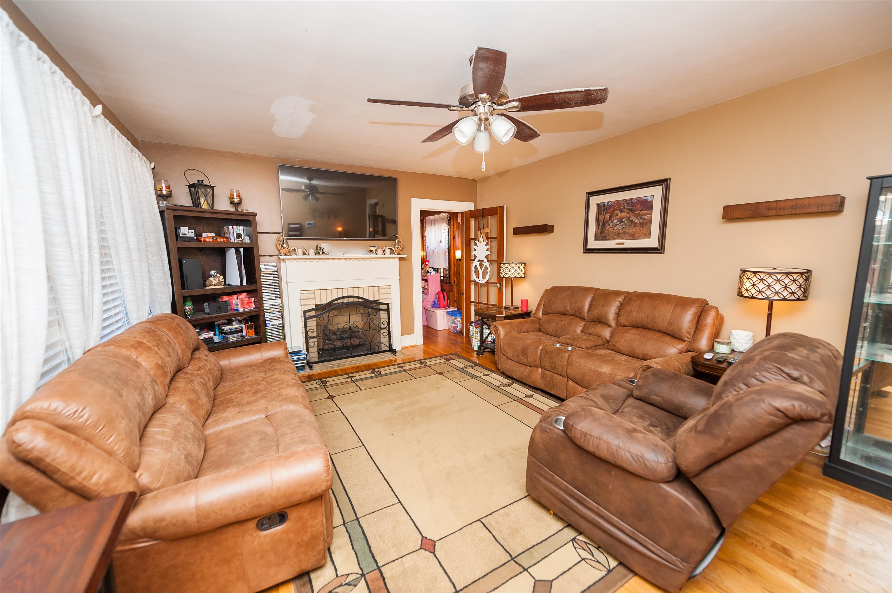 113 Hillcrest Drive Property Photo 3