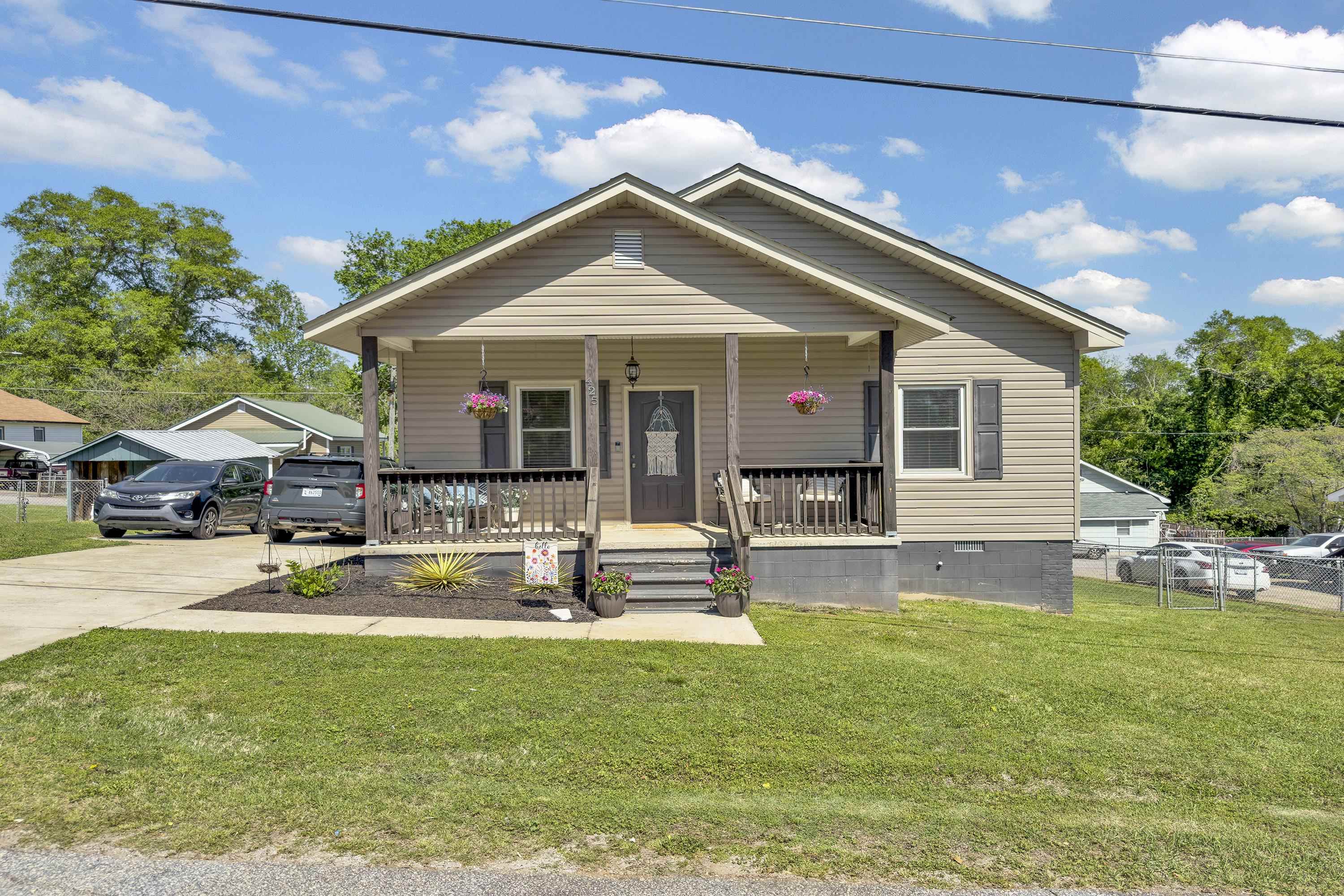 425 River Street Property Photo
