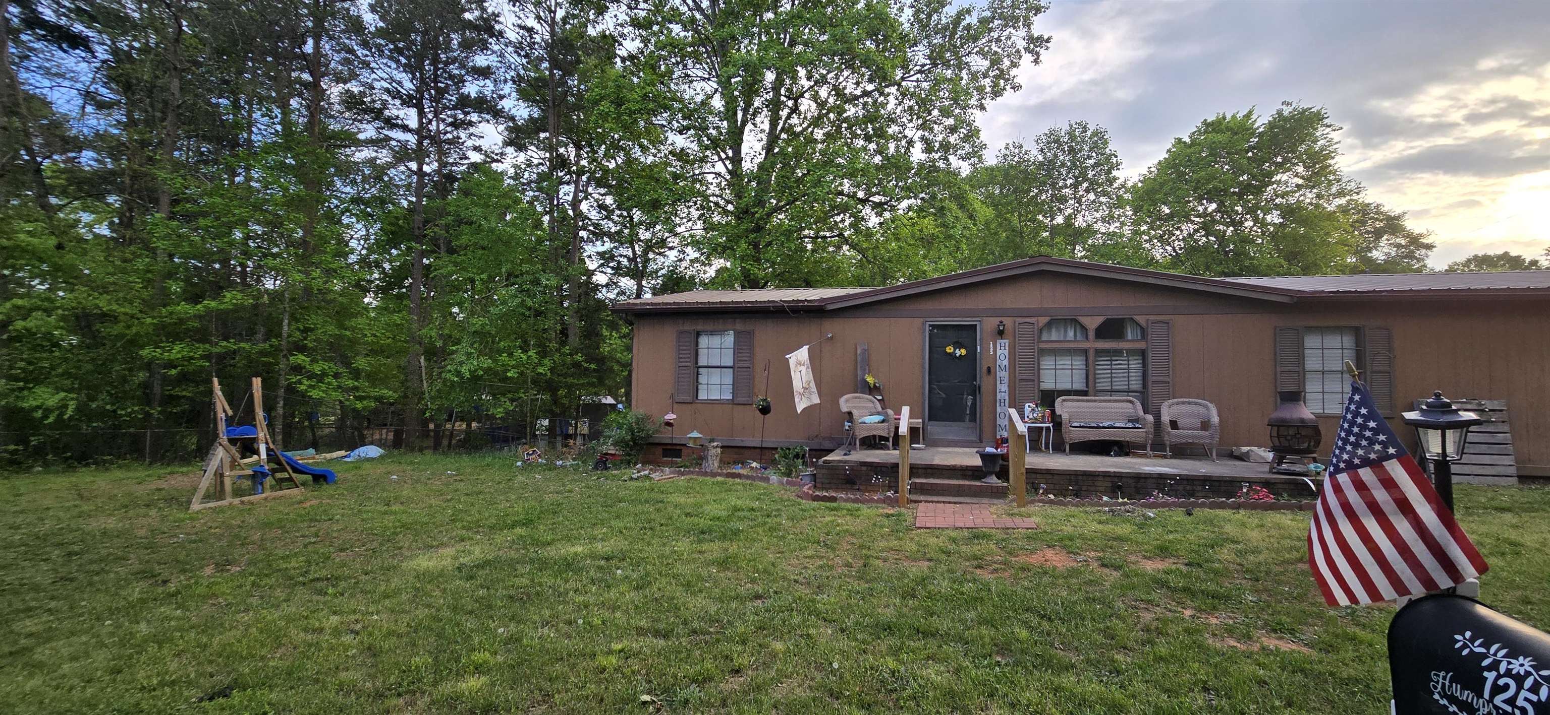 125 Humphries Rd Property Photo