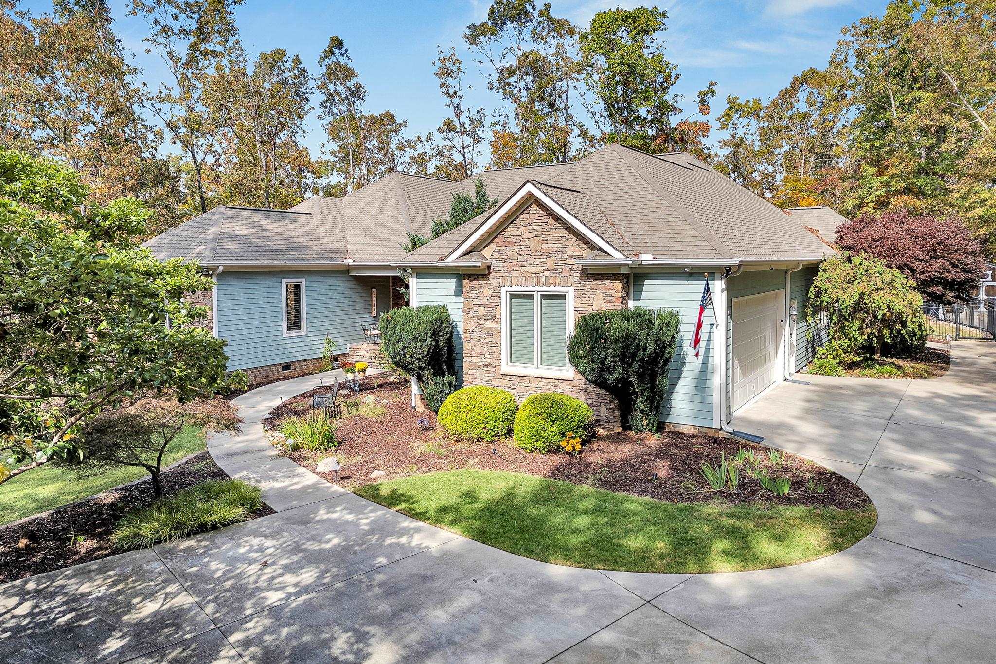 108 Allison Drive Property Photo