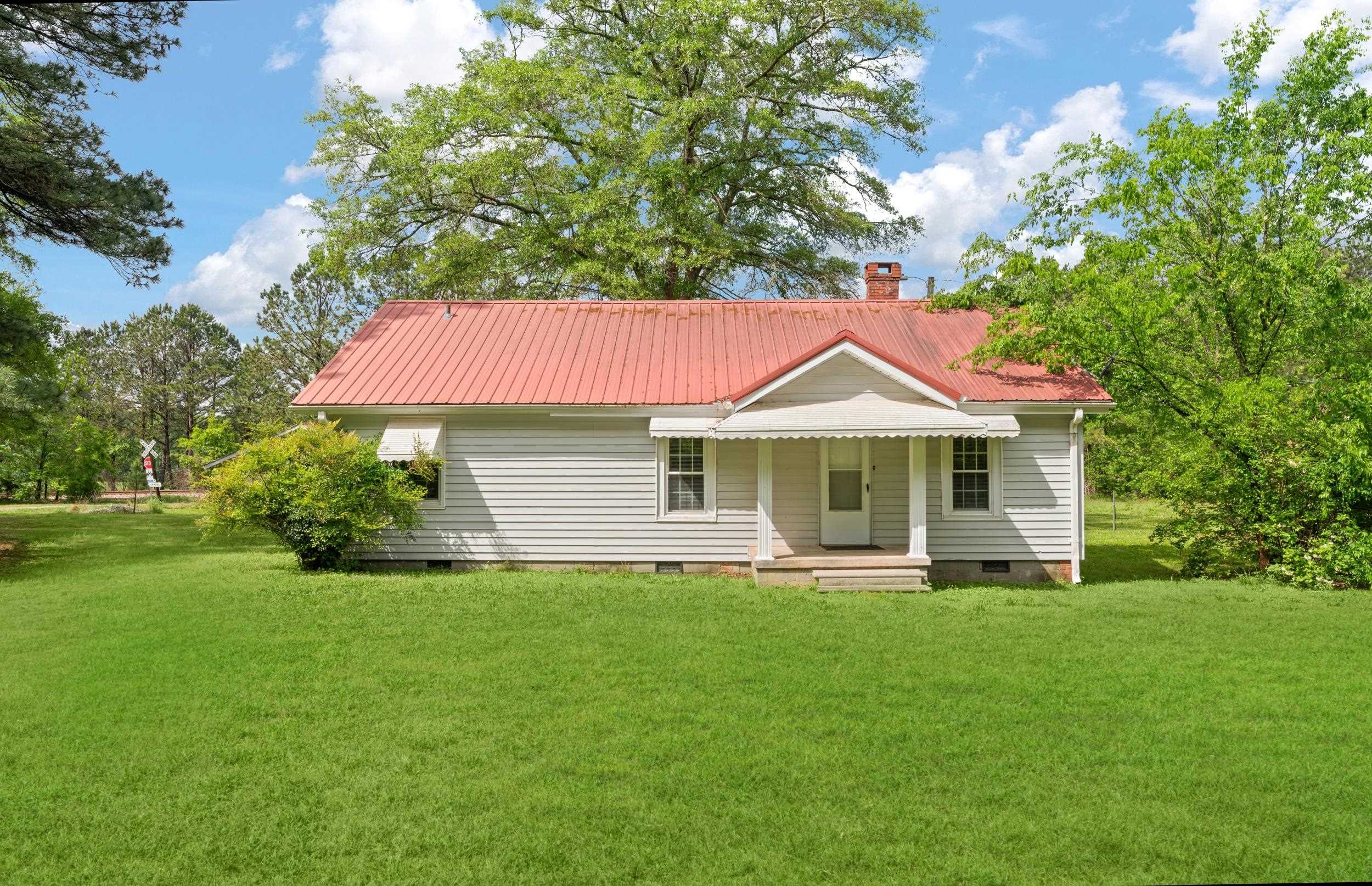 323031 Property Photo