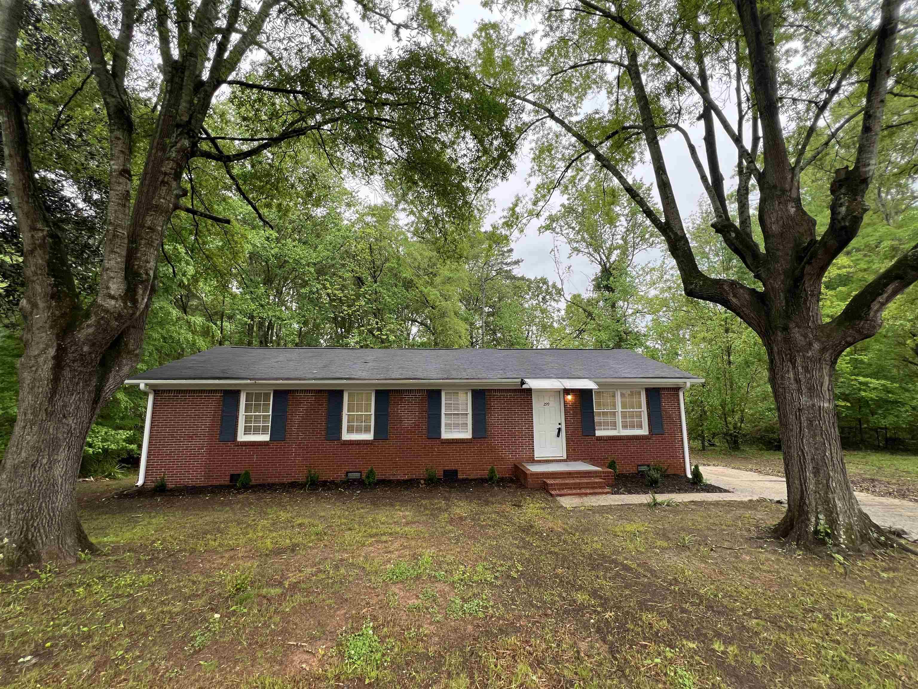299 Fairview Street Property Photo