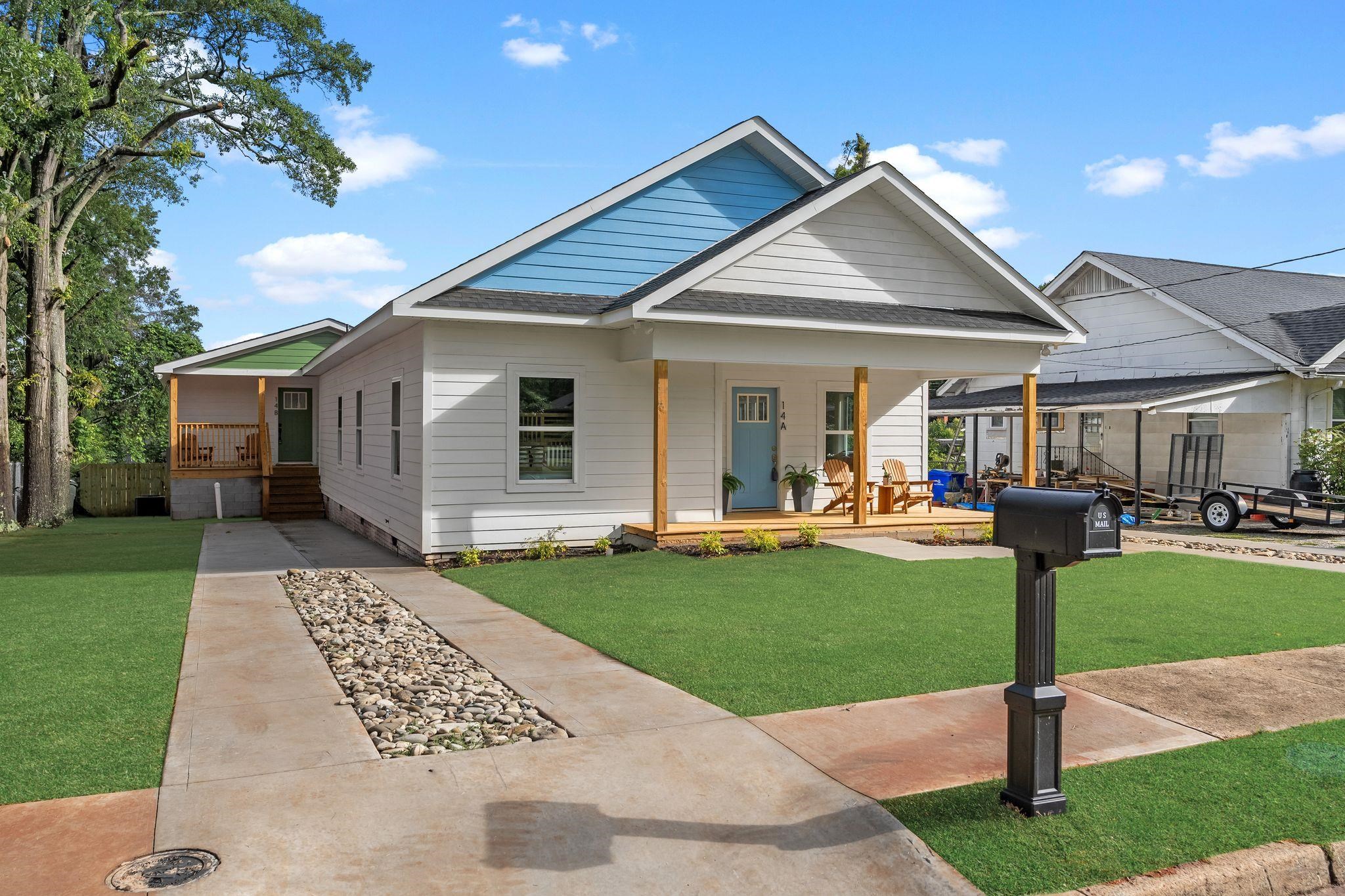 323259 Property Photo 1