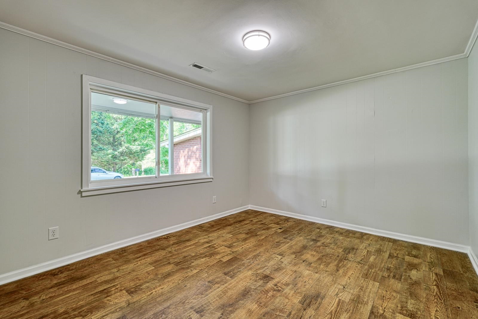 1004 Blanton Place Property Photo 7