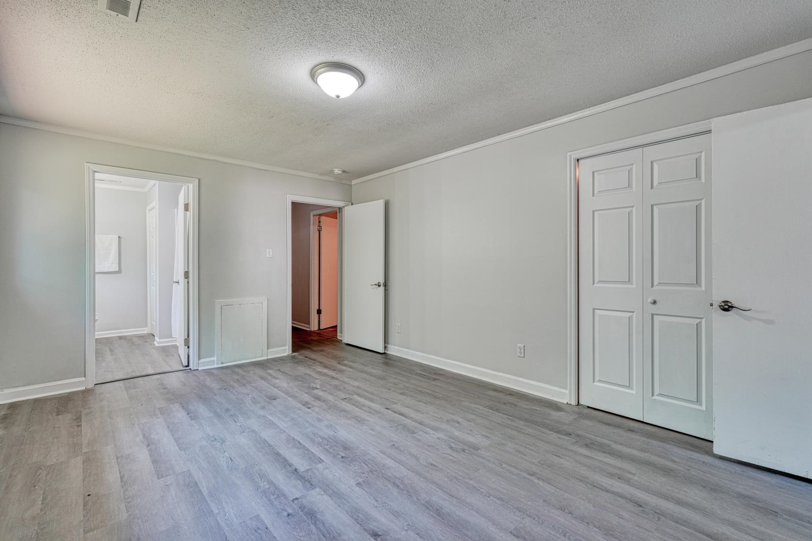 1004 Blanton Place Property Photo 20