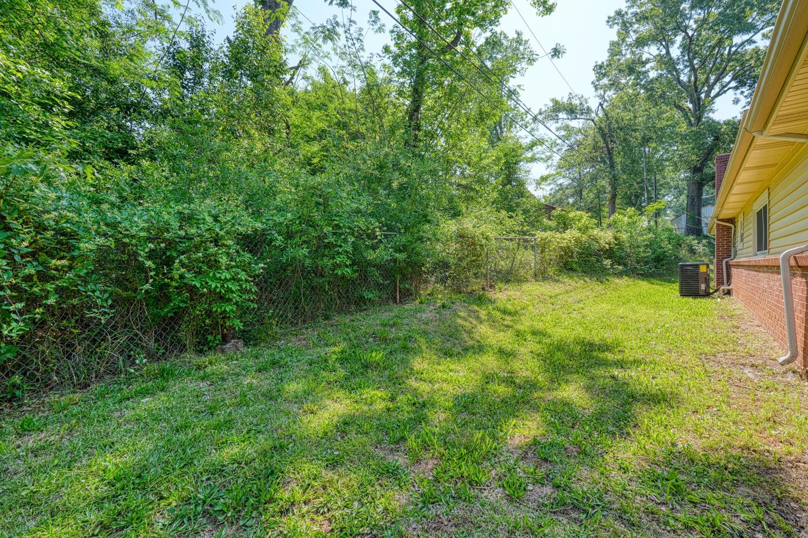 1004 Blanton Place Property Photo 31
