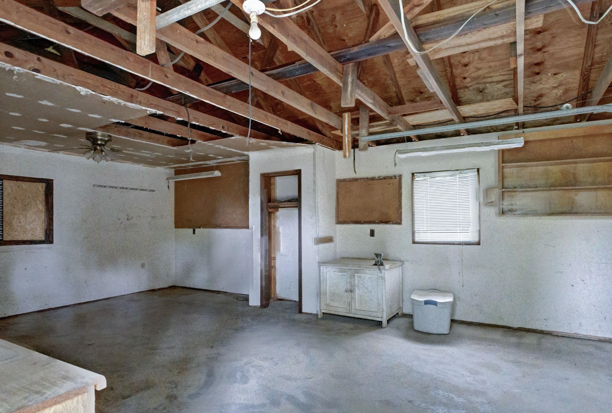 111 Linville Drive Property Photo 30