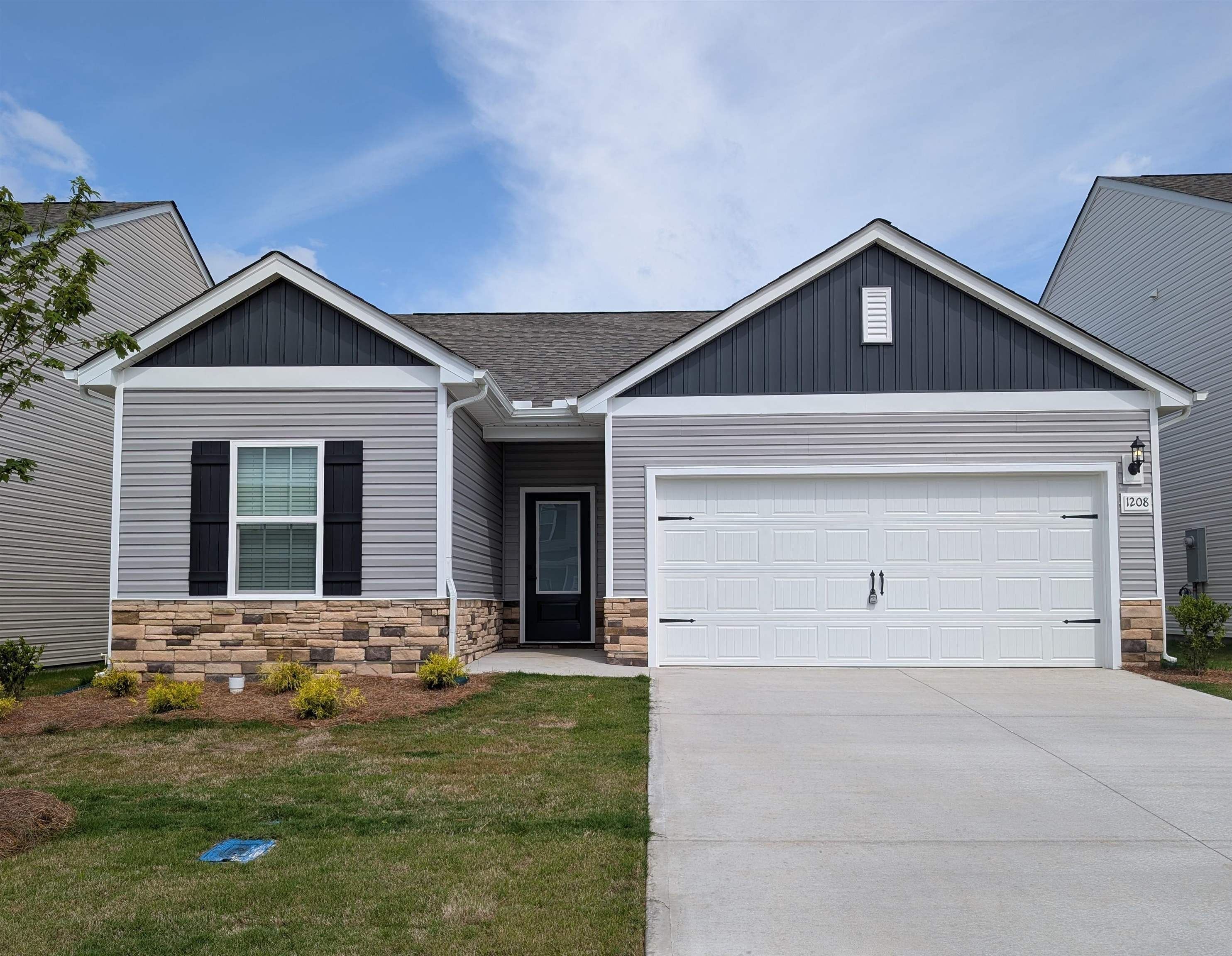 1208 Crested Iris Street Property Photo 1
