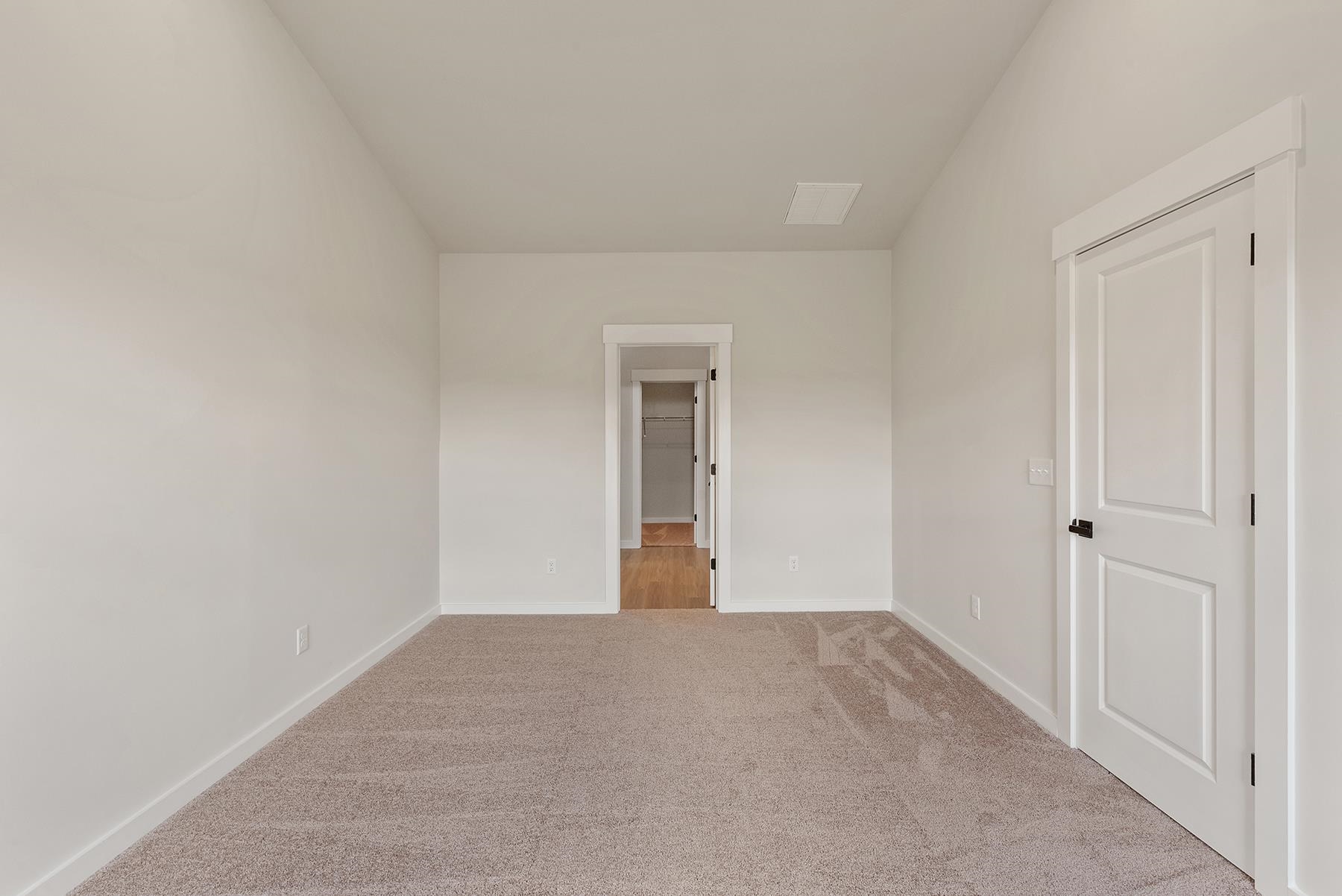 1208 Crested Iris Street Property Photo 13