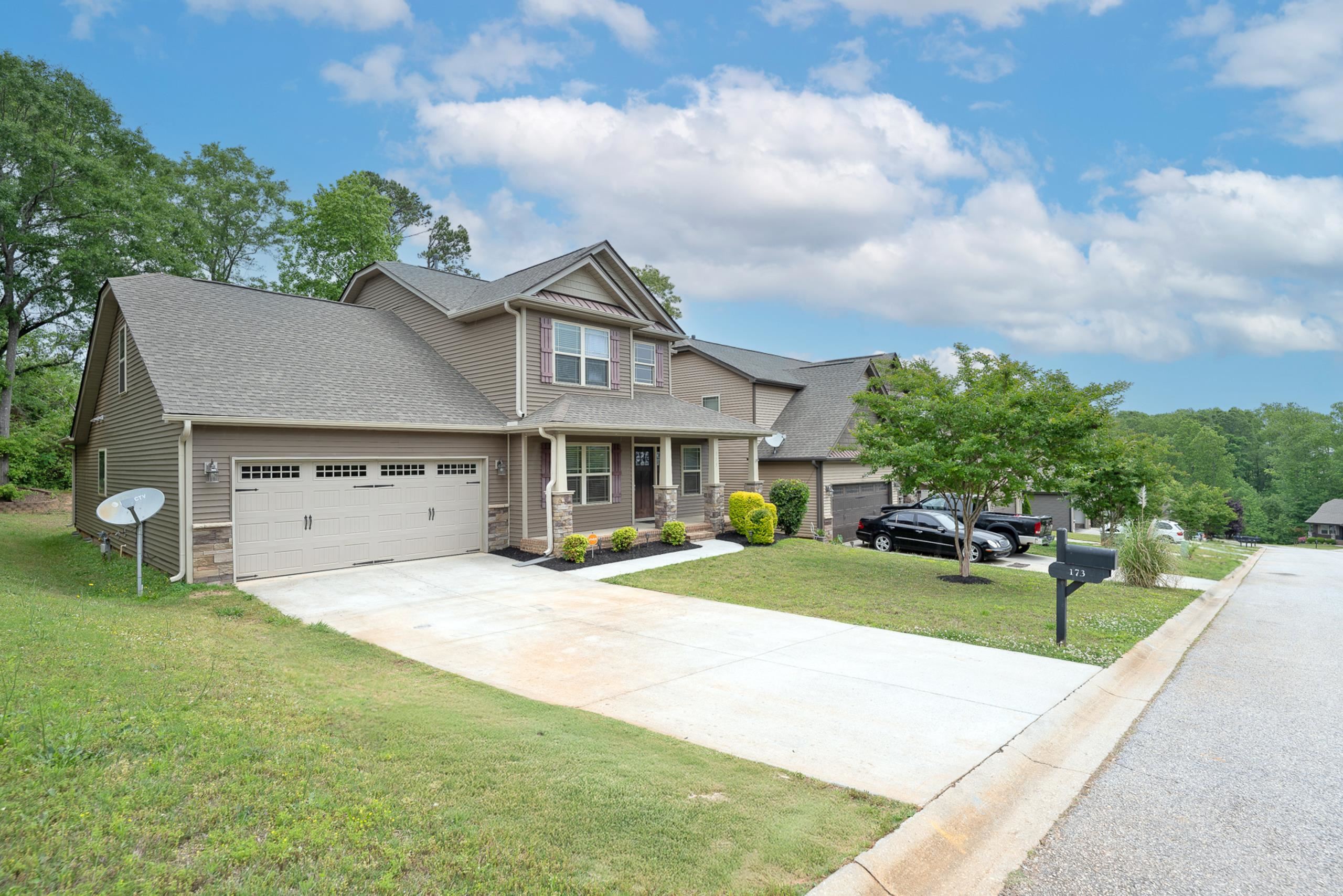 173 Tiara Ridge Lane Property Photo 2