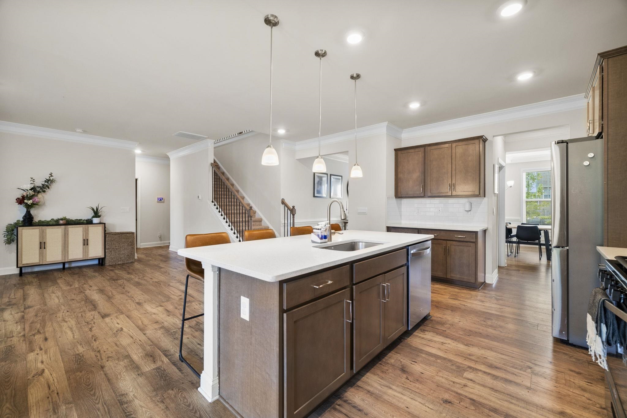 453 Pine Nut Way Property Photo 8