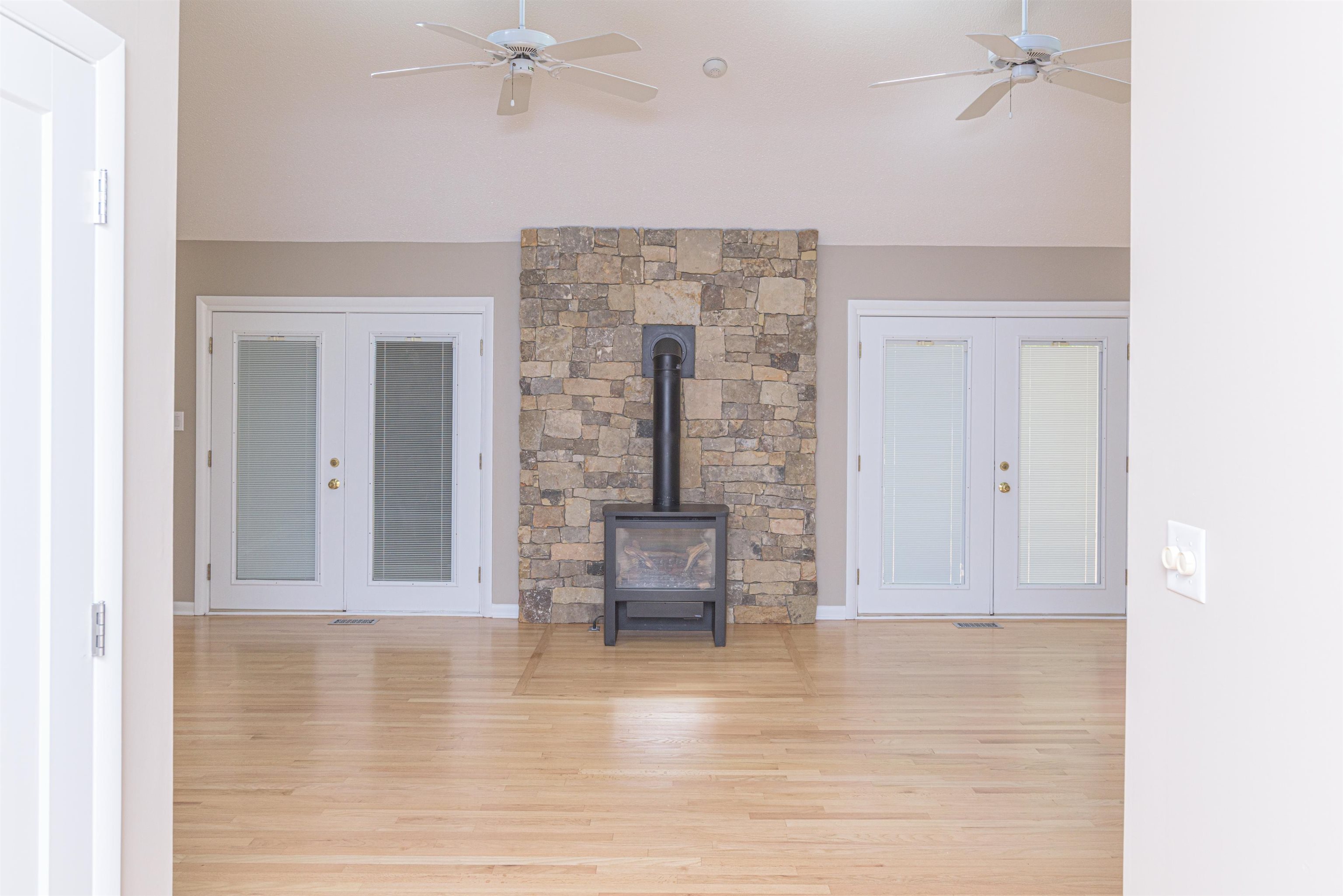 154 Poplar Knoll Drive Property Photo 6