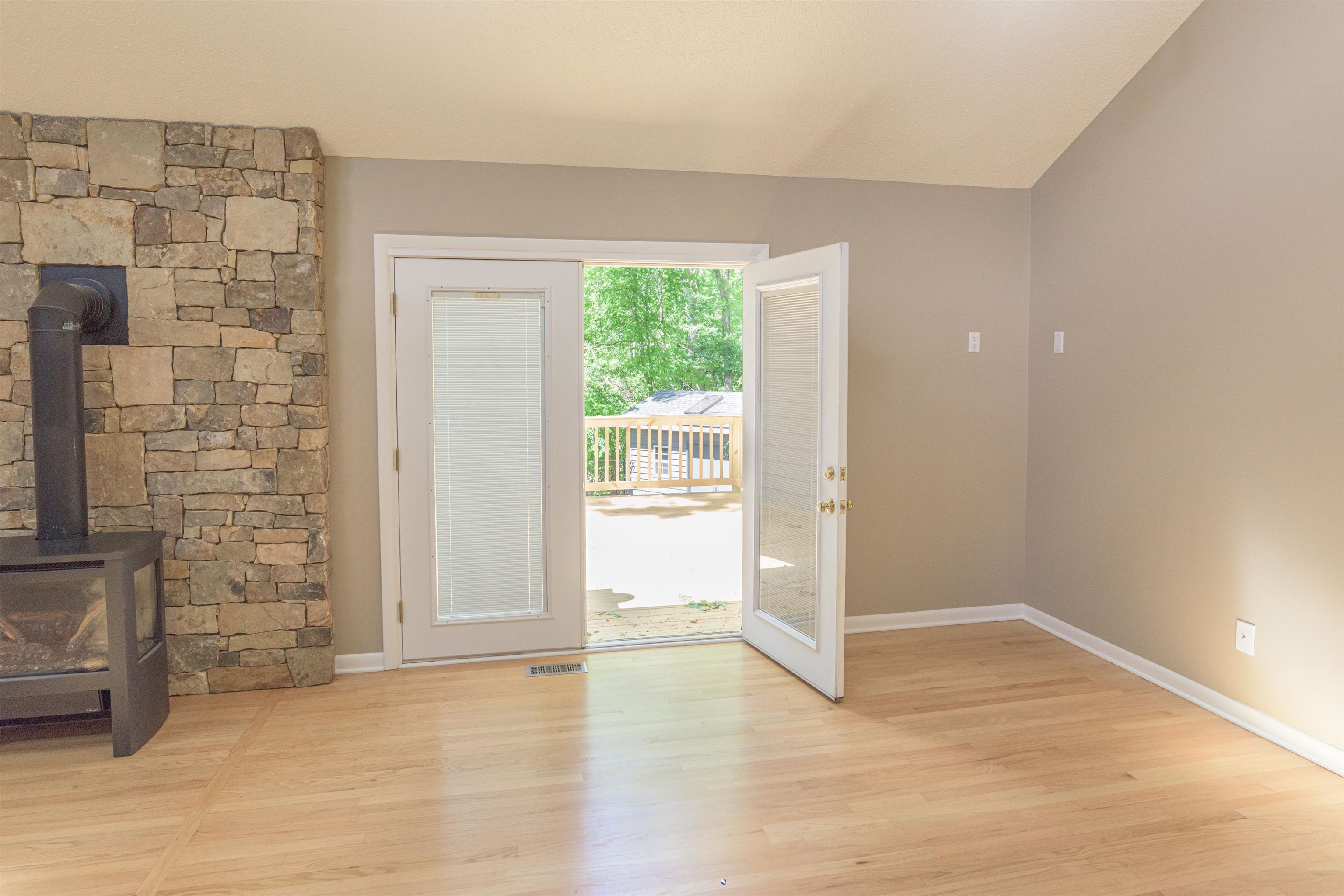 154 Poplar Knoll Drive Property Photo 7