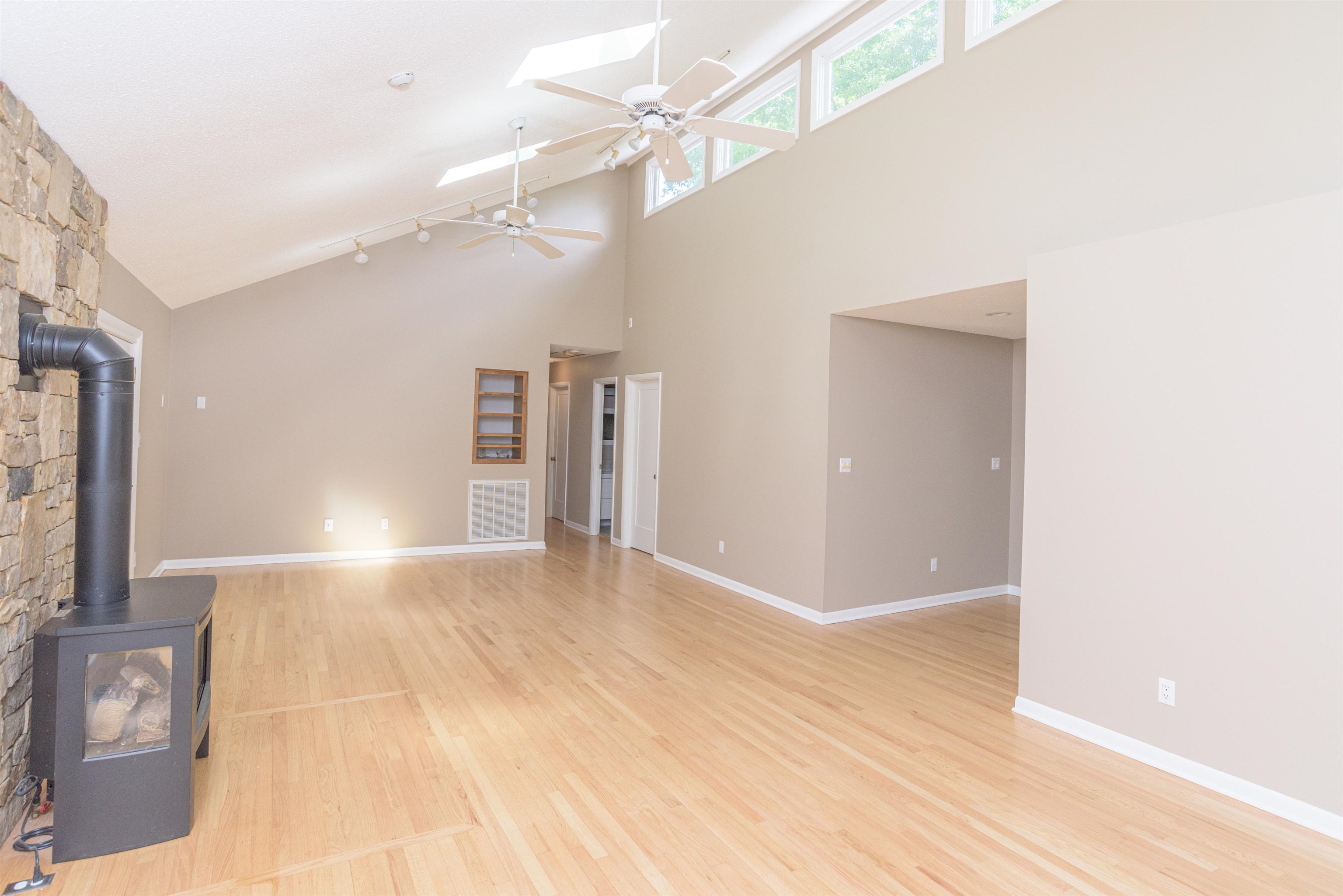 154 Poplar Knoll Drive Property Photo 8