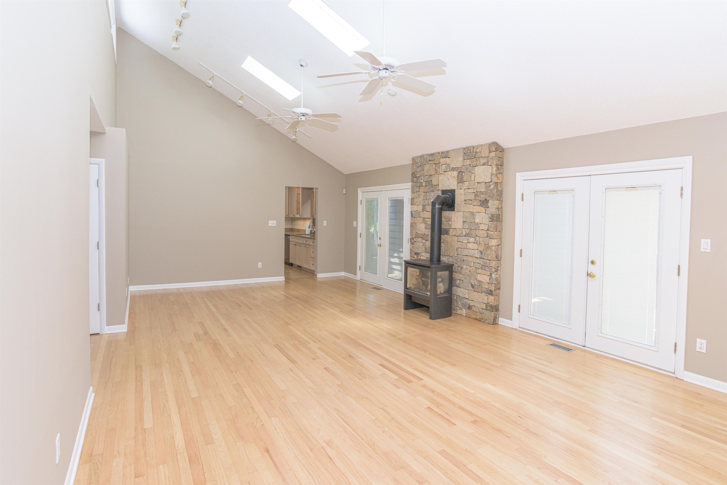 154 Poplar Knoll Drive Property Photo 9