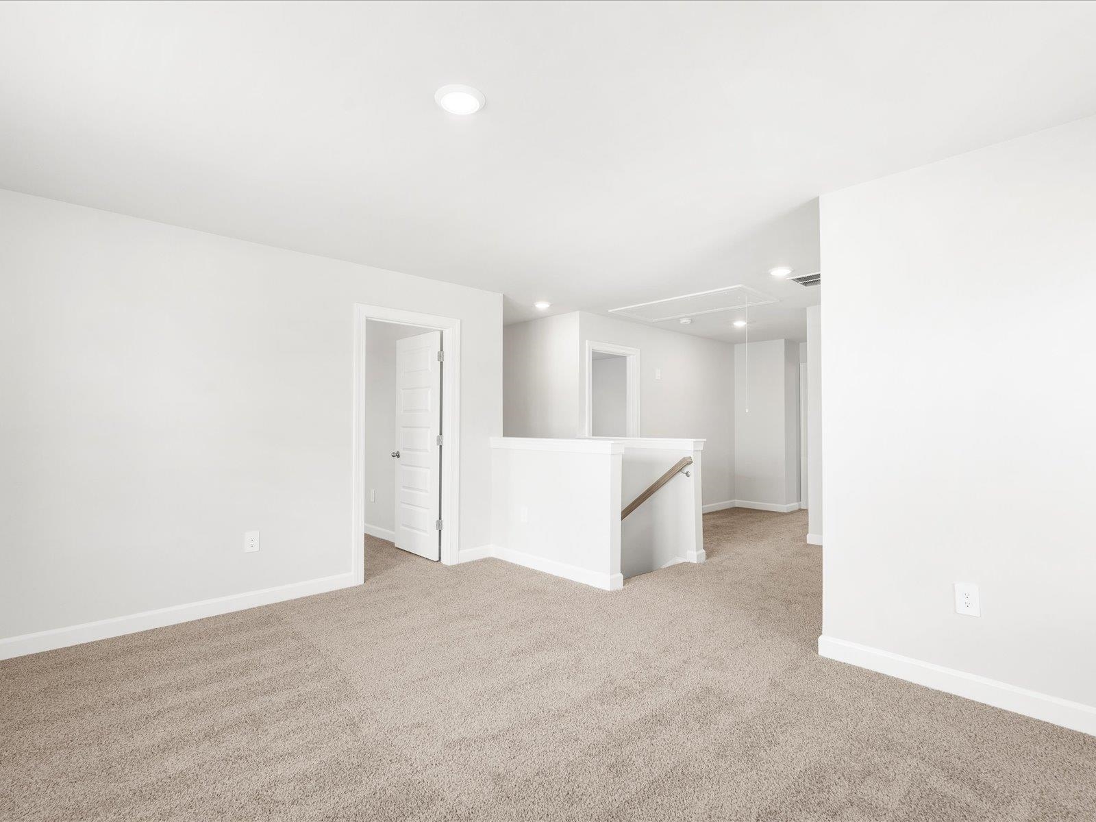 709 Whitebark Drive Property Photo 16