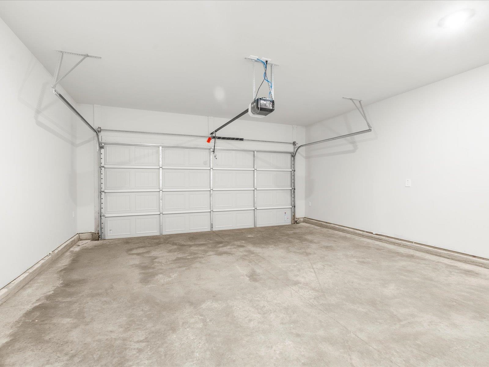 709 Whitebark Drive Property Photo 32