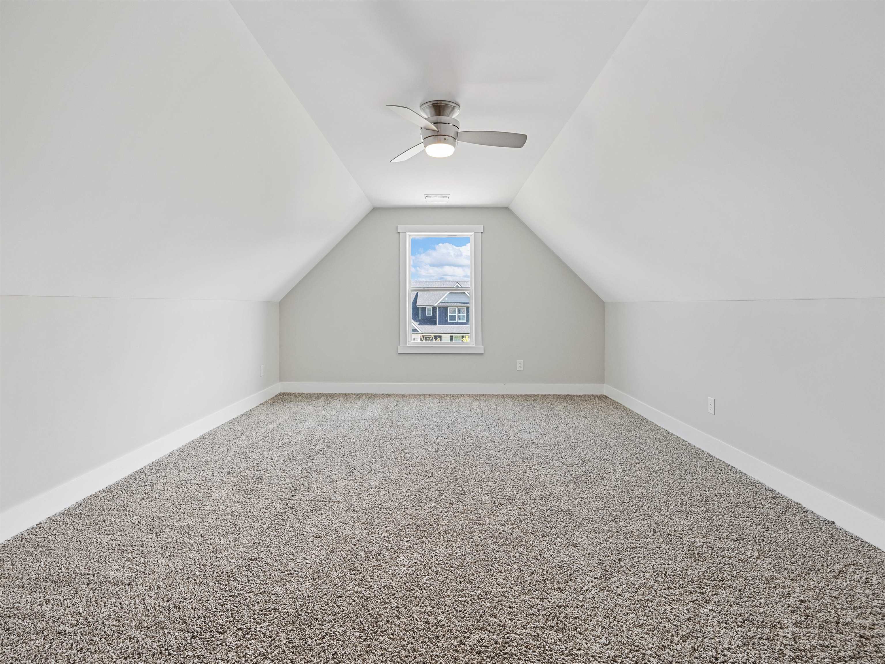 433 Josie Way Property Photo 30