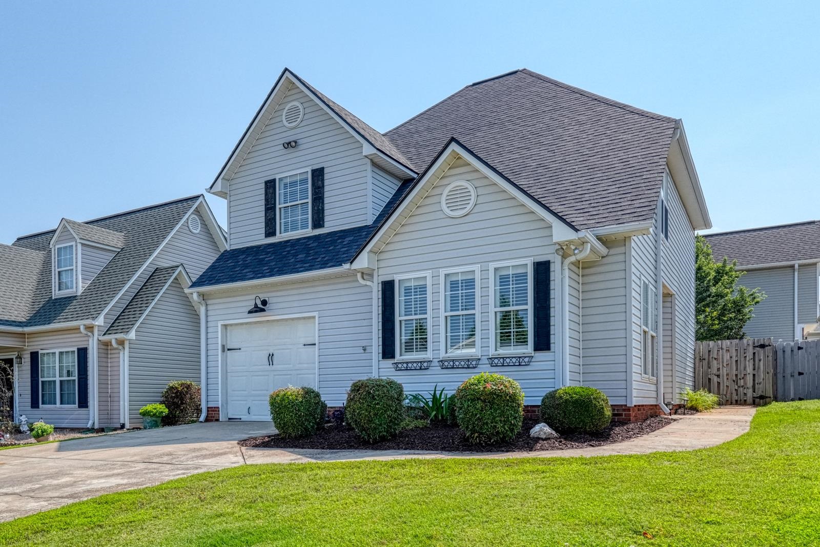 15 Arbours West Lane Property Photo 2