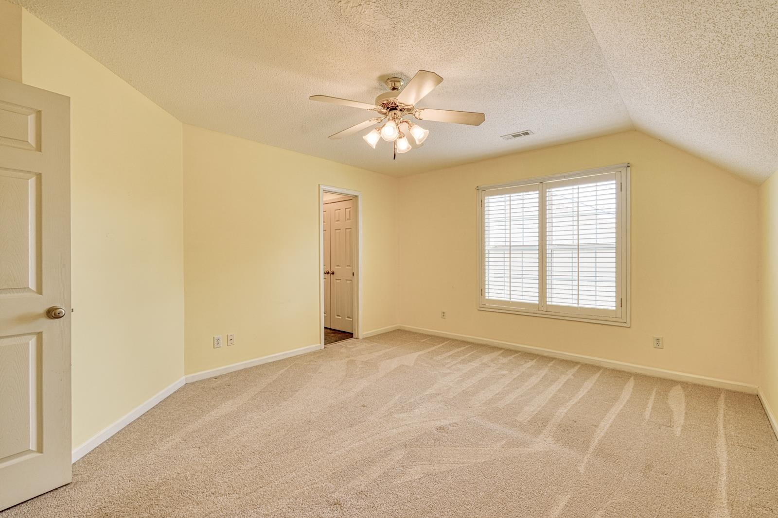 15 Arbours West Lane Property Photo 18