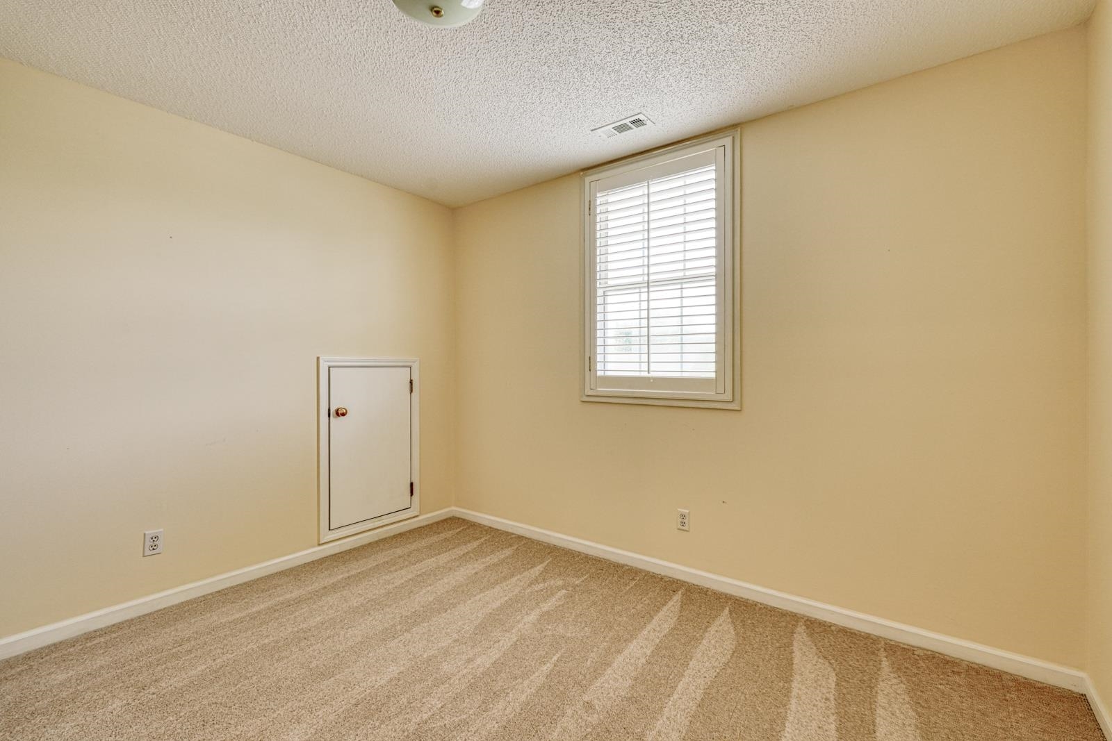 15 Arbours West Lane Property Photo 25