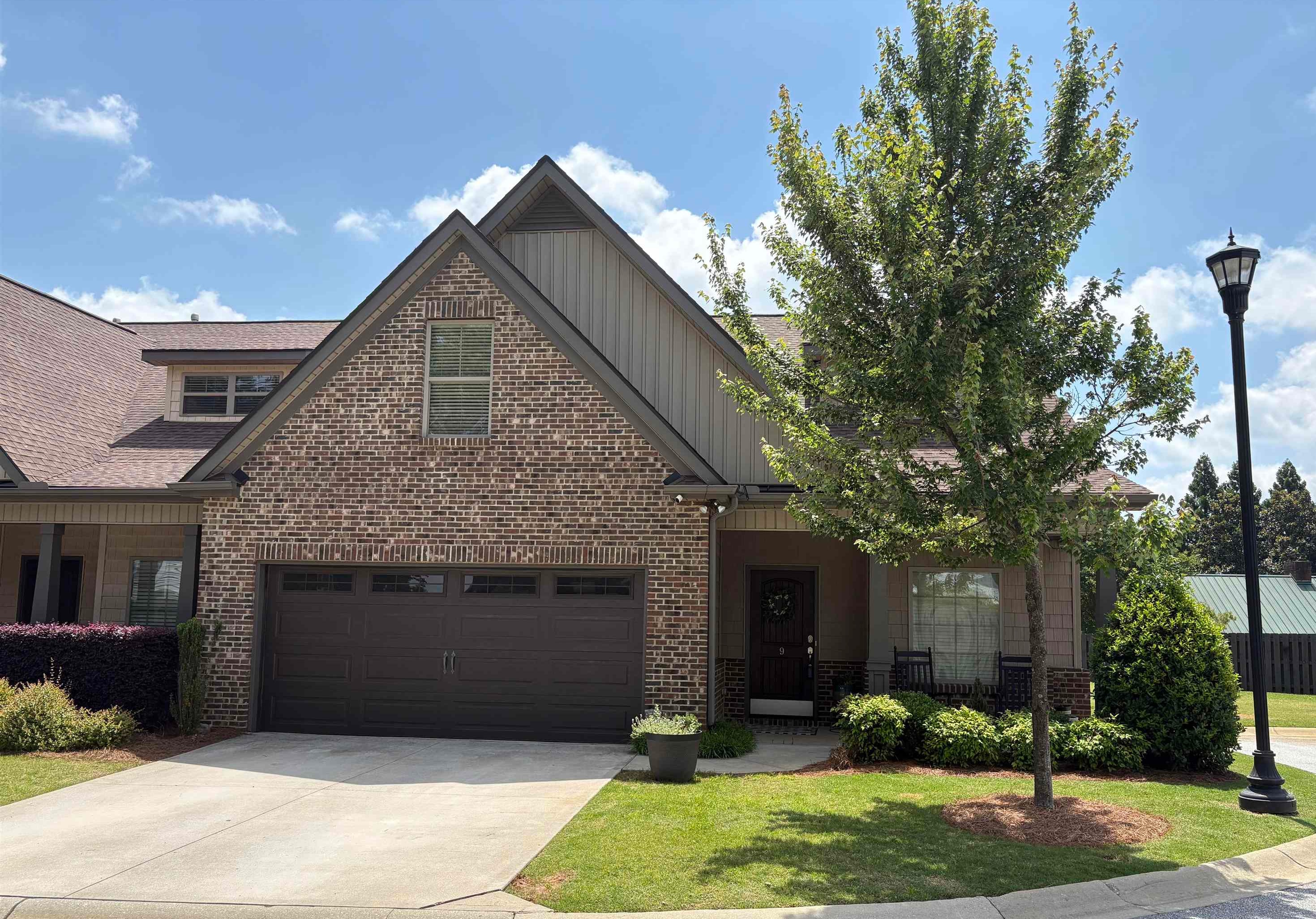 9 Sweetspire Lane Property Photo 1