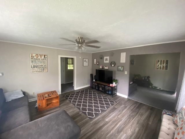 1001 S Johnson Street Property Photo 5
