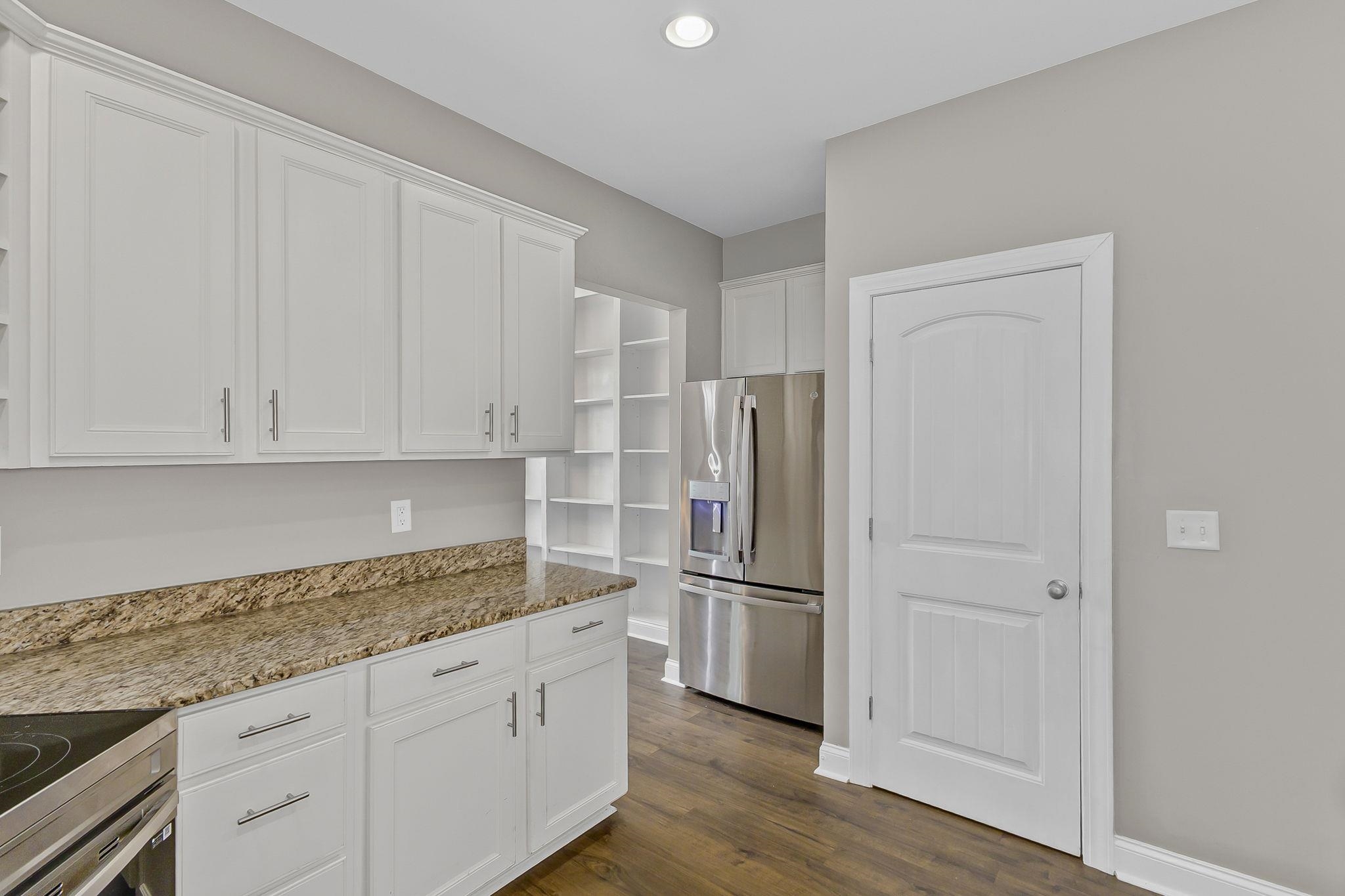 205 Wicker Park Avenue Property Photo 17