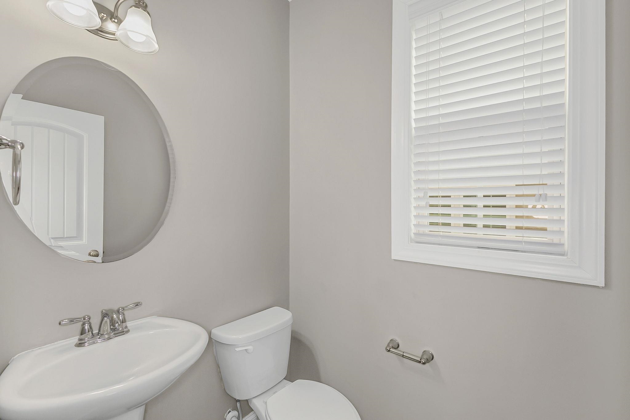 205 Wicker Park Avenue Property Photo 18