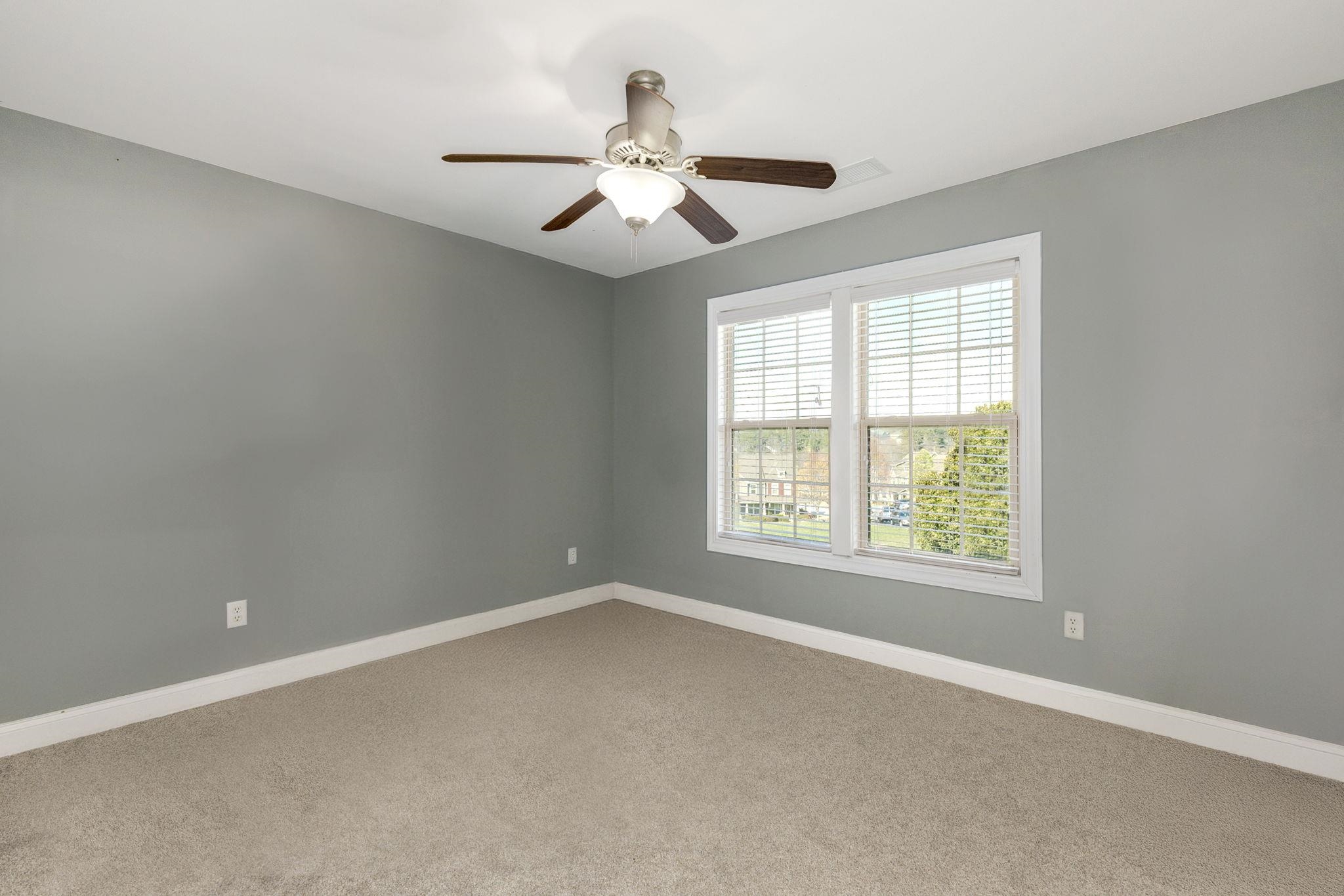 205 Wicker Park Avenue Property Photo 26