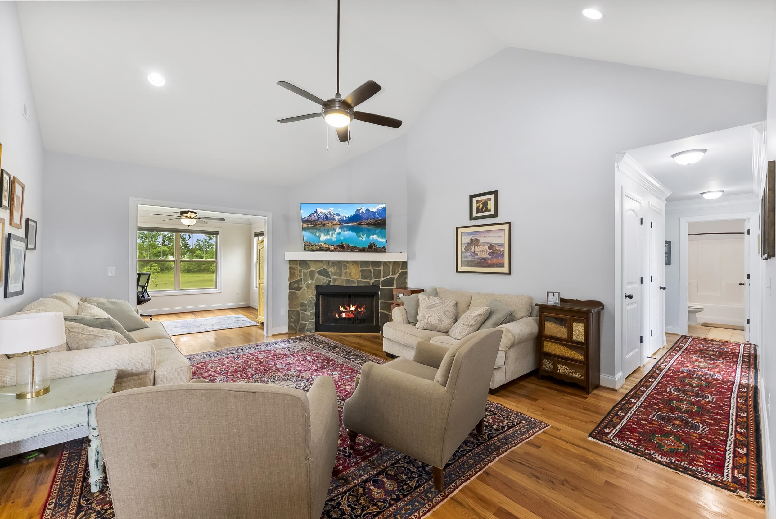 262 Grassy Pond Creek Road Property Photo 3