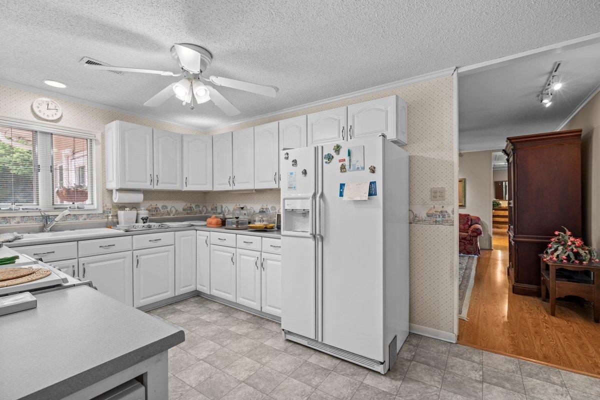 110 Woodbine Terrace Property Photo 9