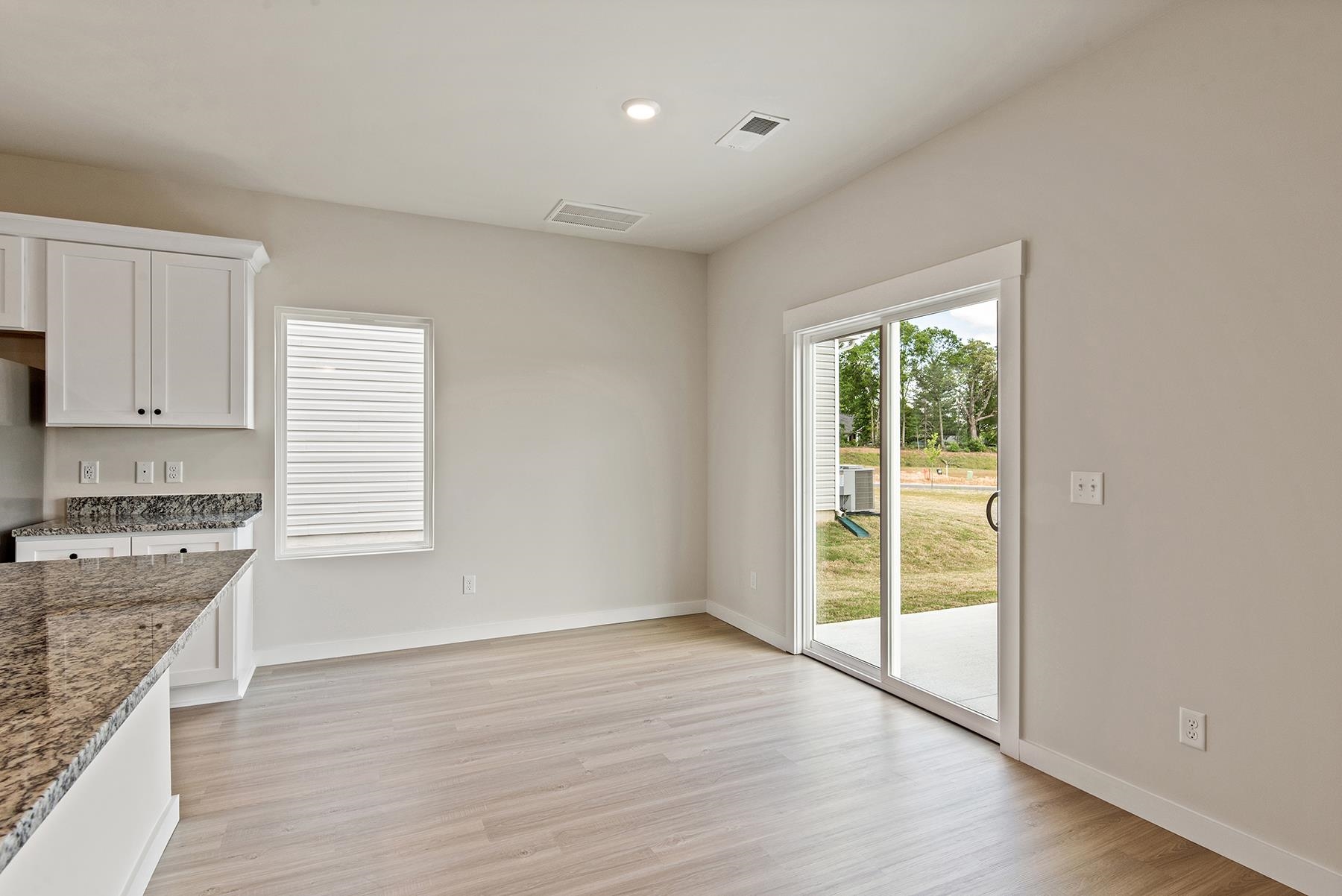 1217 Crested Iris Street Property Photo 11