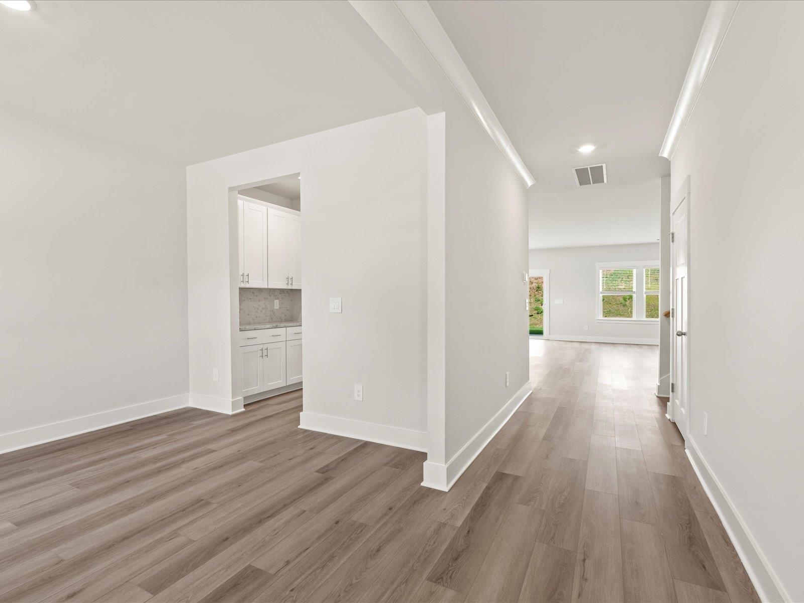 763 Burghley Circle Property Photo 2