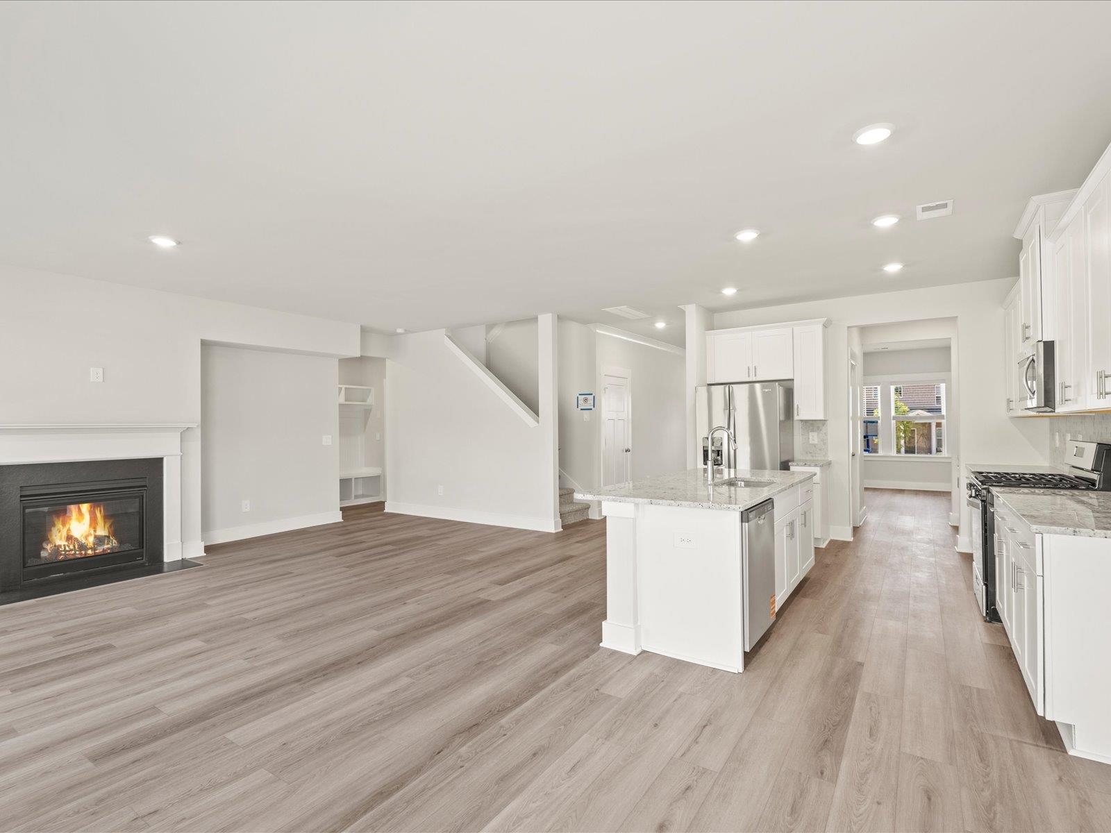 763 Burghley Circle Property Photo 10