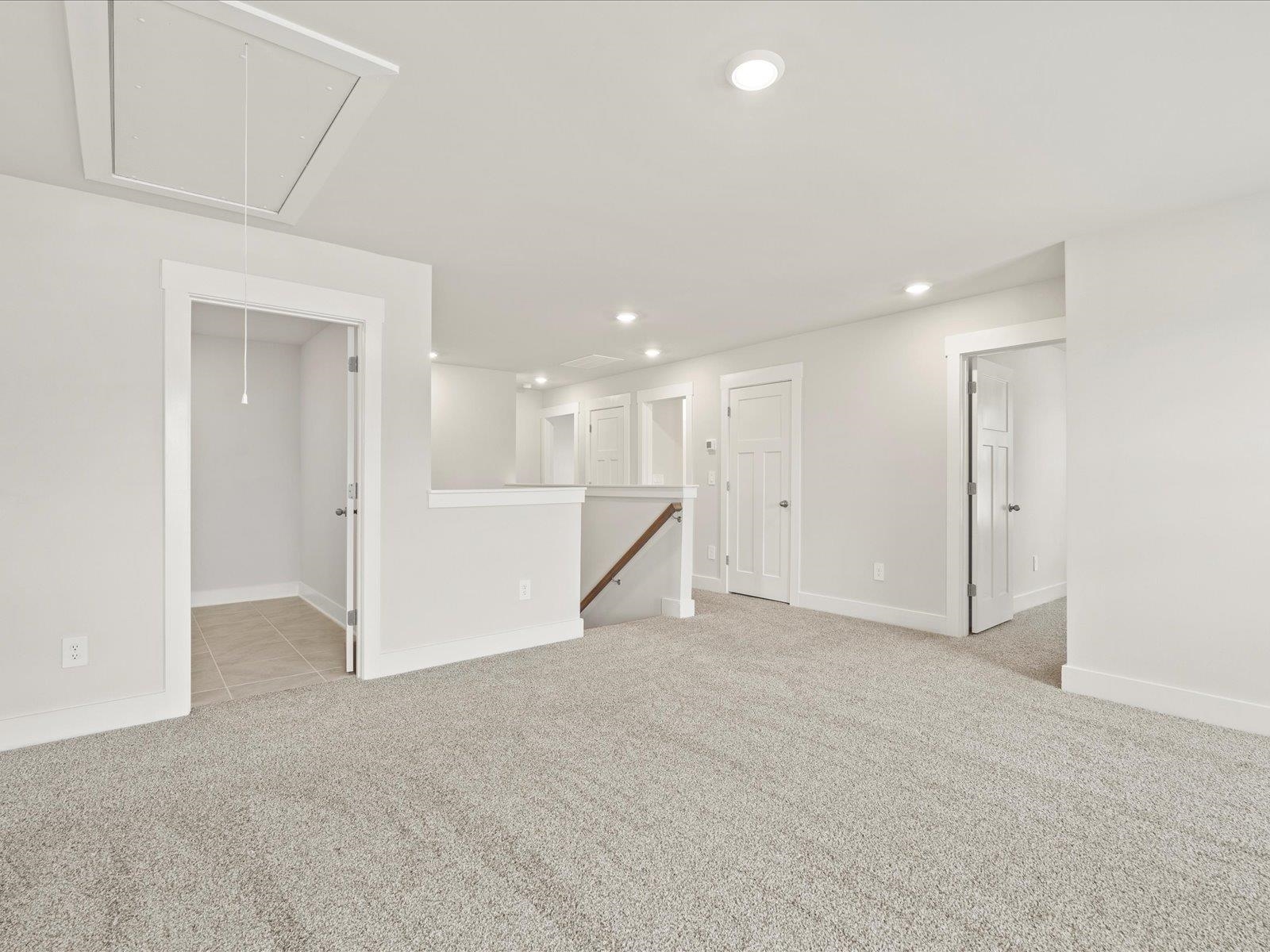 763 Burghley Circle Property Photo 15